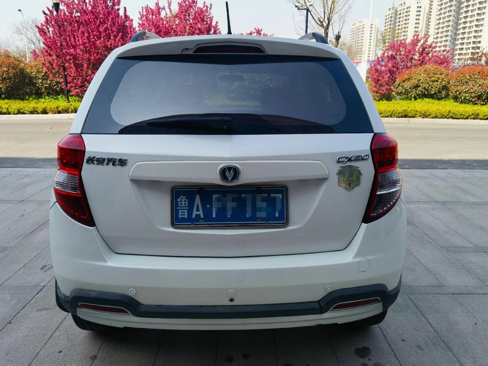 长安cx20 城市小型suv(此车全济南比新) 1.
