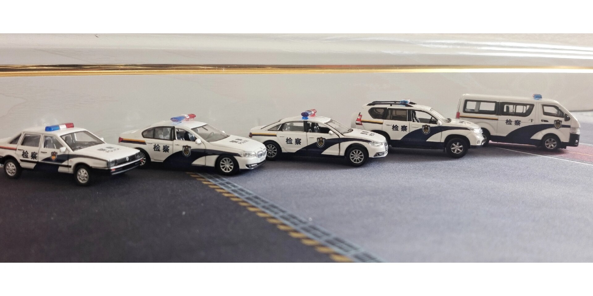 1 64公安检察法院司法国安警车模型展示 所有警车模型经过去除原厂