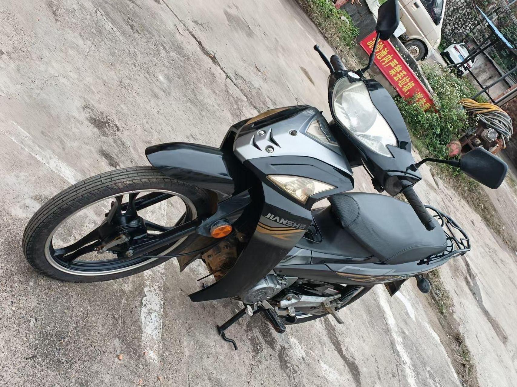 建设雅马哈110cc,车新如图,车况良好正常开