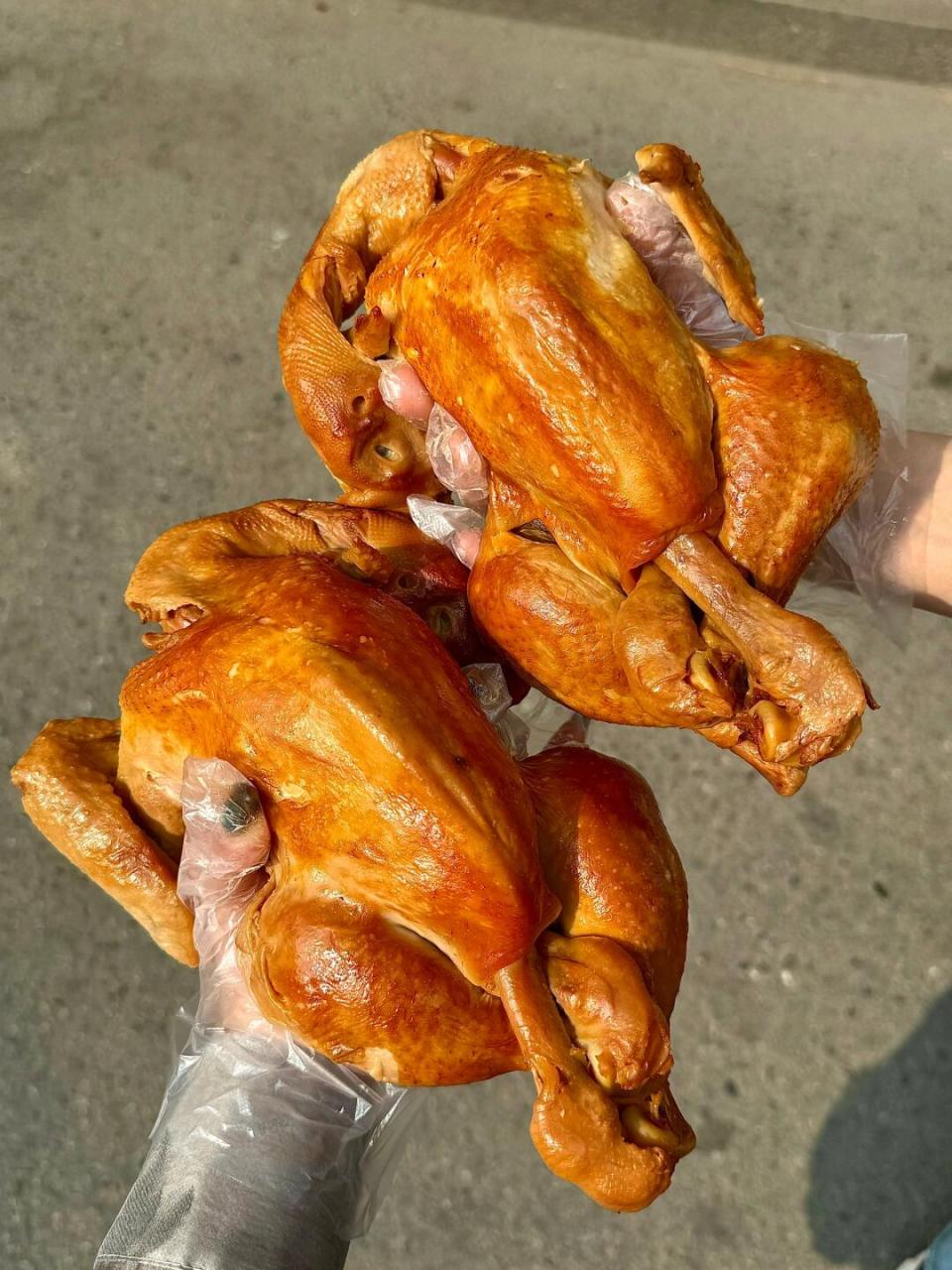 随着天津旅游热潮,西北角的早点已经"沦陷区",现在西湖道的美食也被