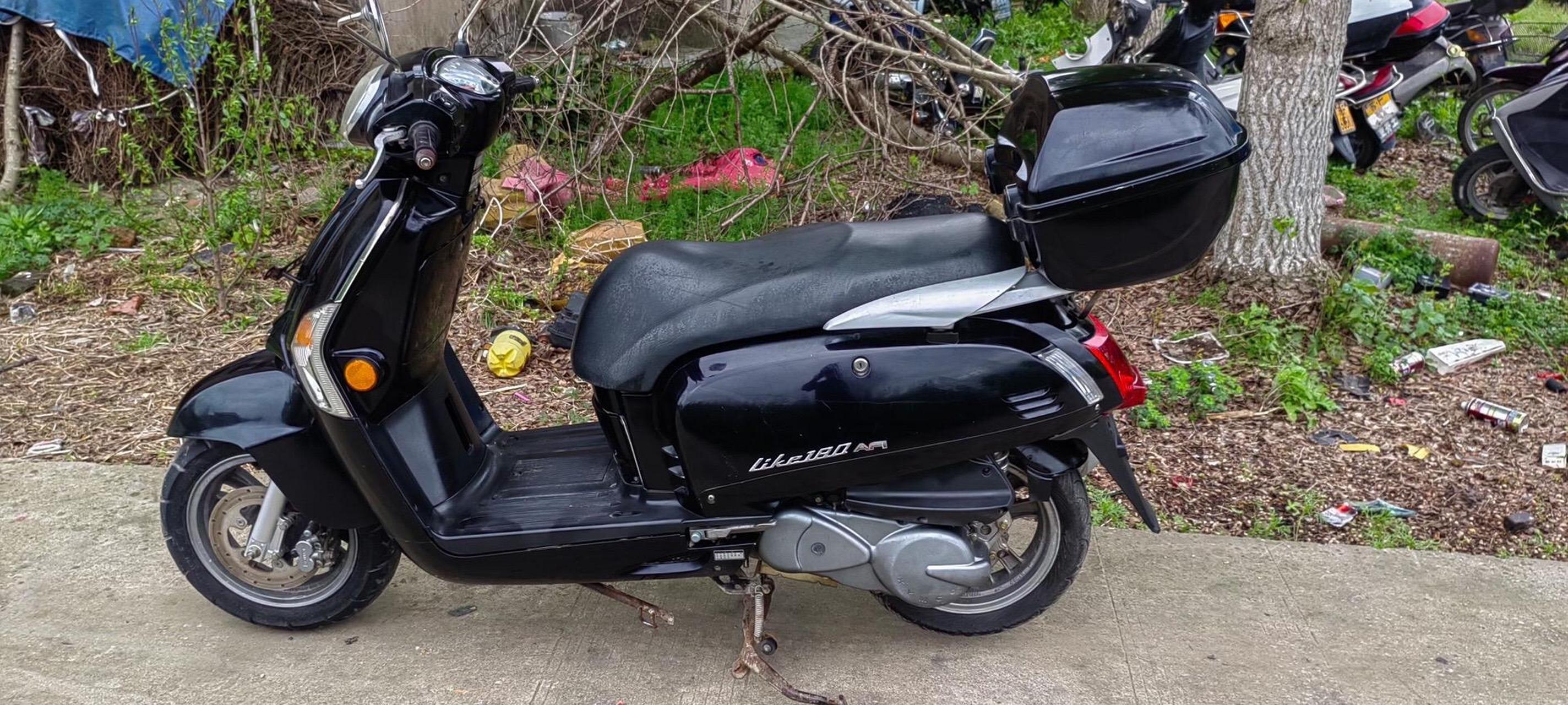 极品,光阳雷克180.