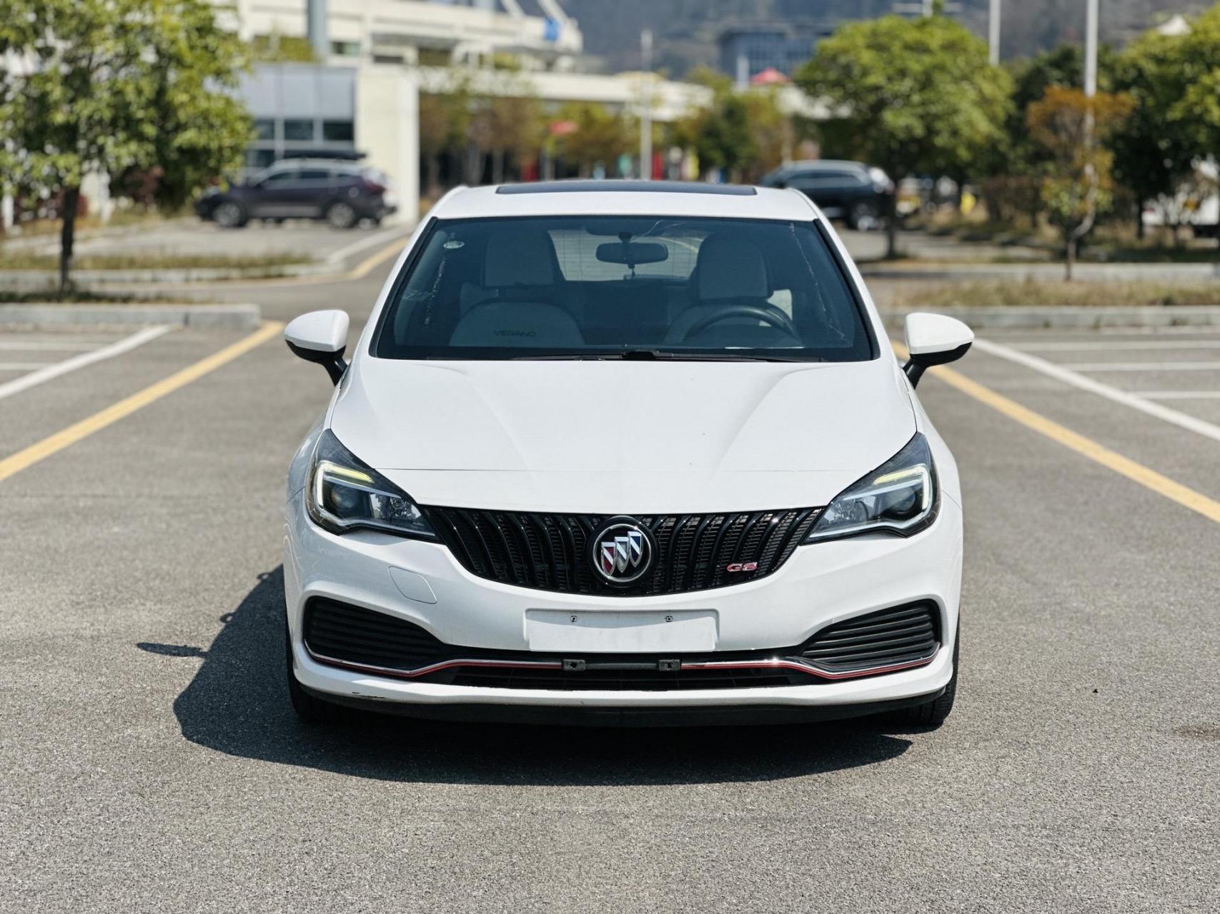 16年别克威朗gs两厢豪情运动型.