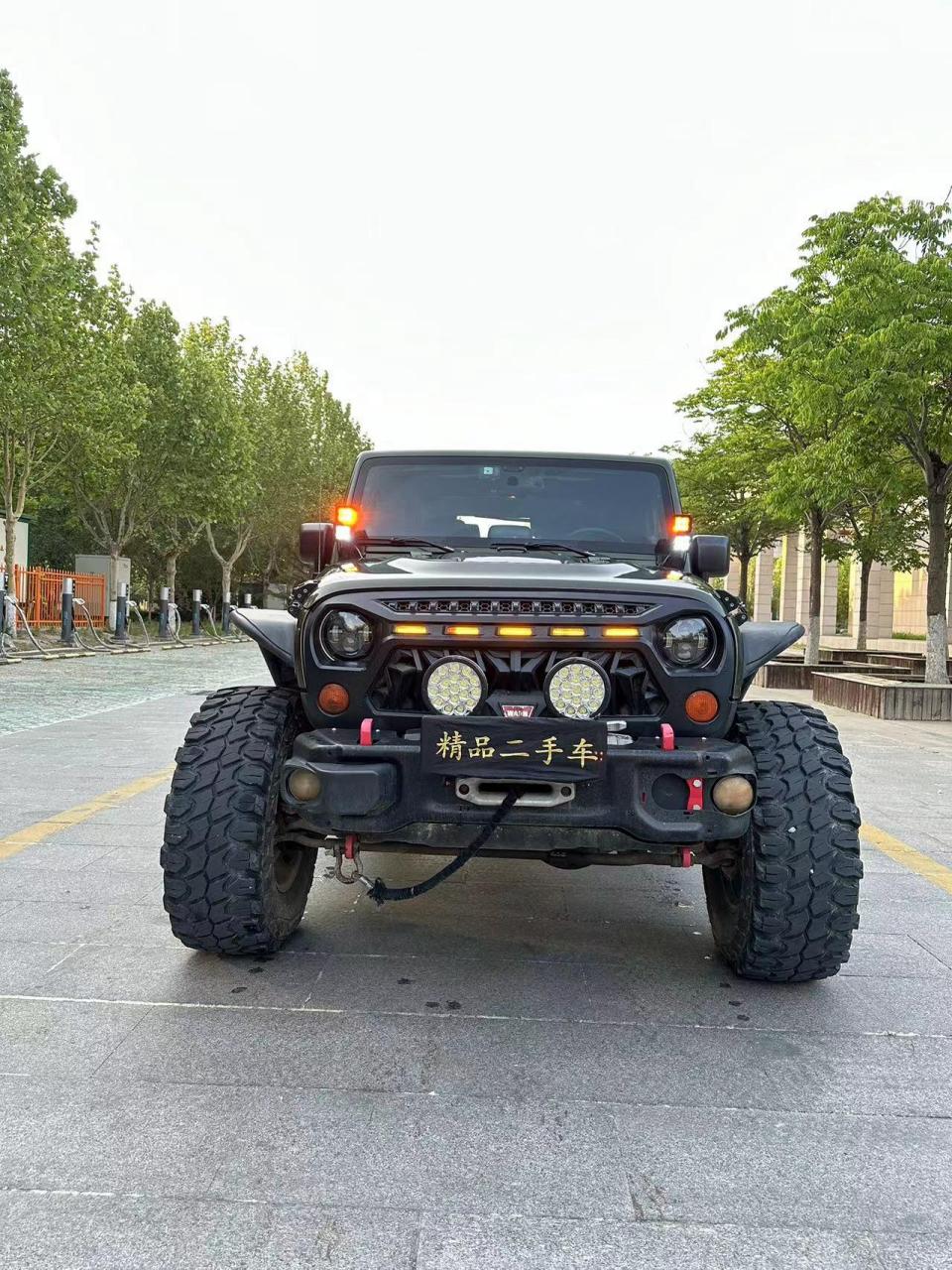 新到2010年5月jeep牧马人 罗宾汉两门版,硬派性能越野车,一身名牌加装