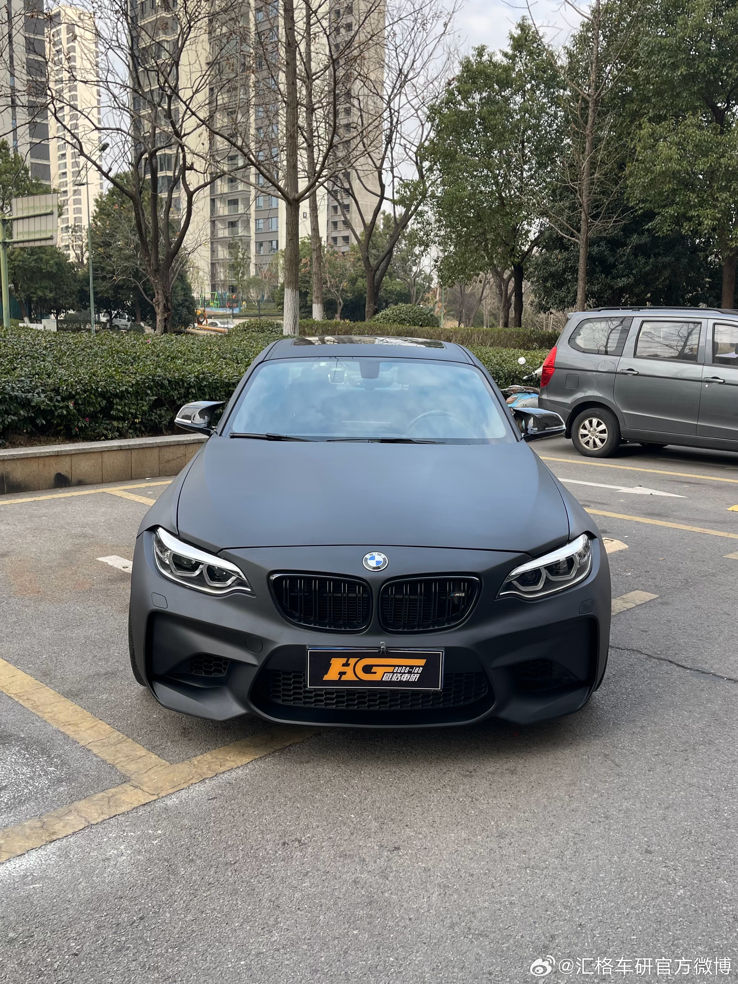 长沙汽车贴膜##专业汽车贴膜##专业贴膜##汽车宝马雾黑套装磨砂黑