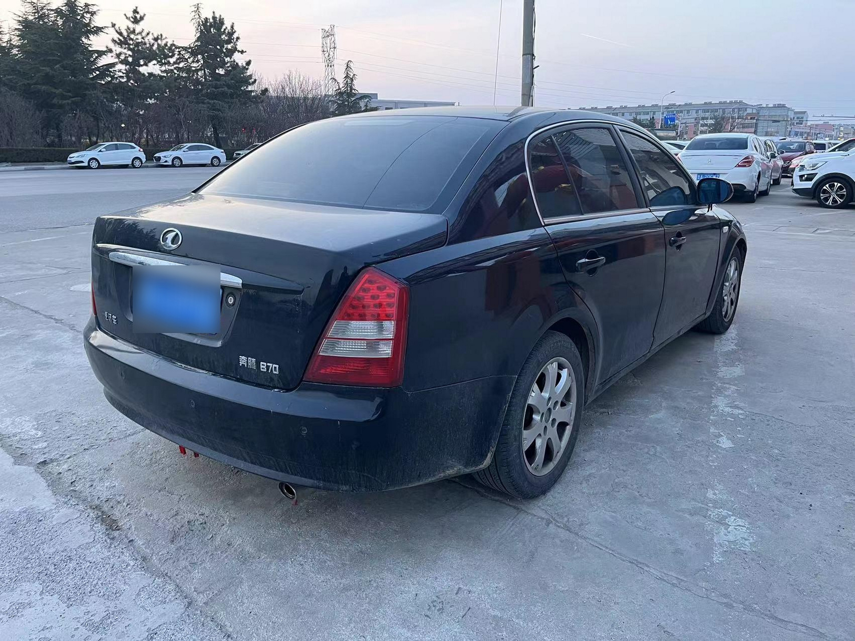 奔腾b70手动挡6速,2.0排量.