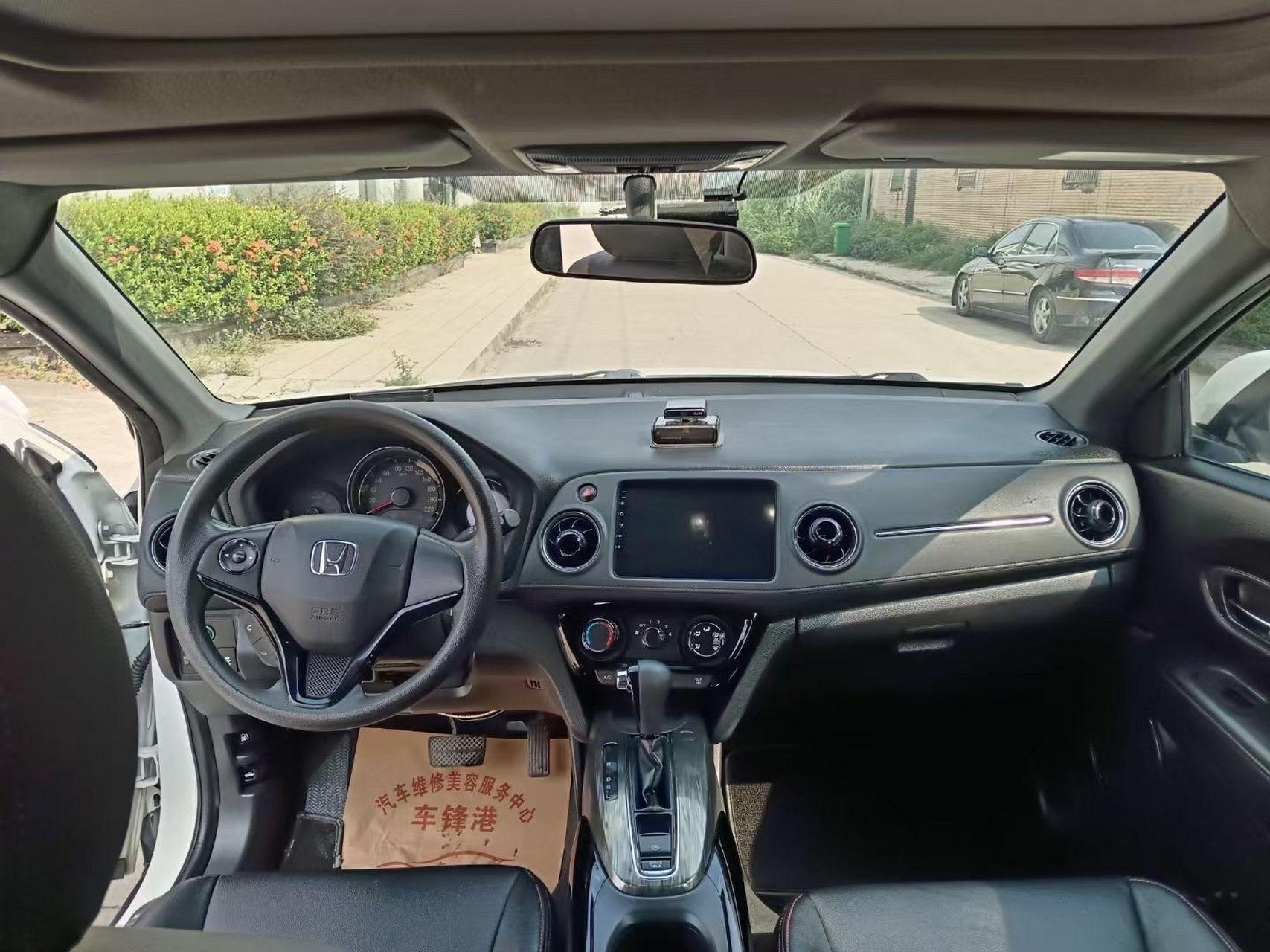 15年本田xrv舒适版1.8l 全景天窗  加装一键启动 后视镜自动折叠