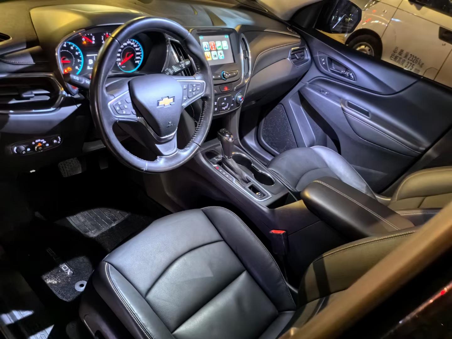 上架18年雪佛兰探界者,1