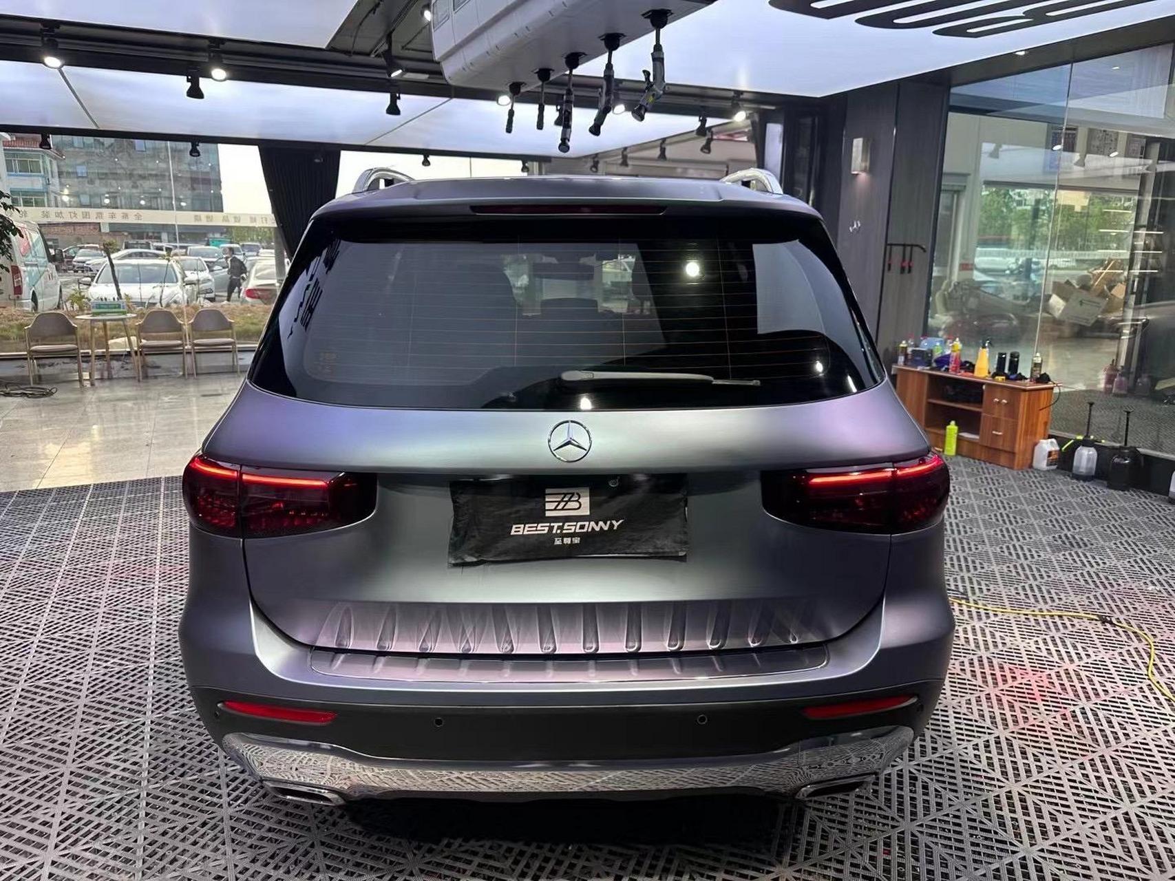 奔驰glb  卡普里灰紫77黑光包77amg中网77轮毂烤漆77卡钳喷漆