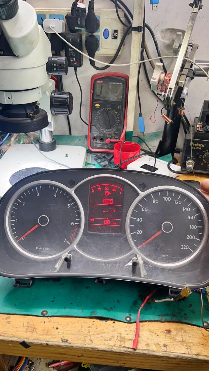 大众朗逸仪表显示屏不清,红屏,黑屏,都可以修复