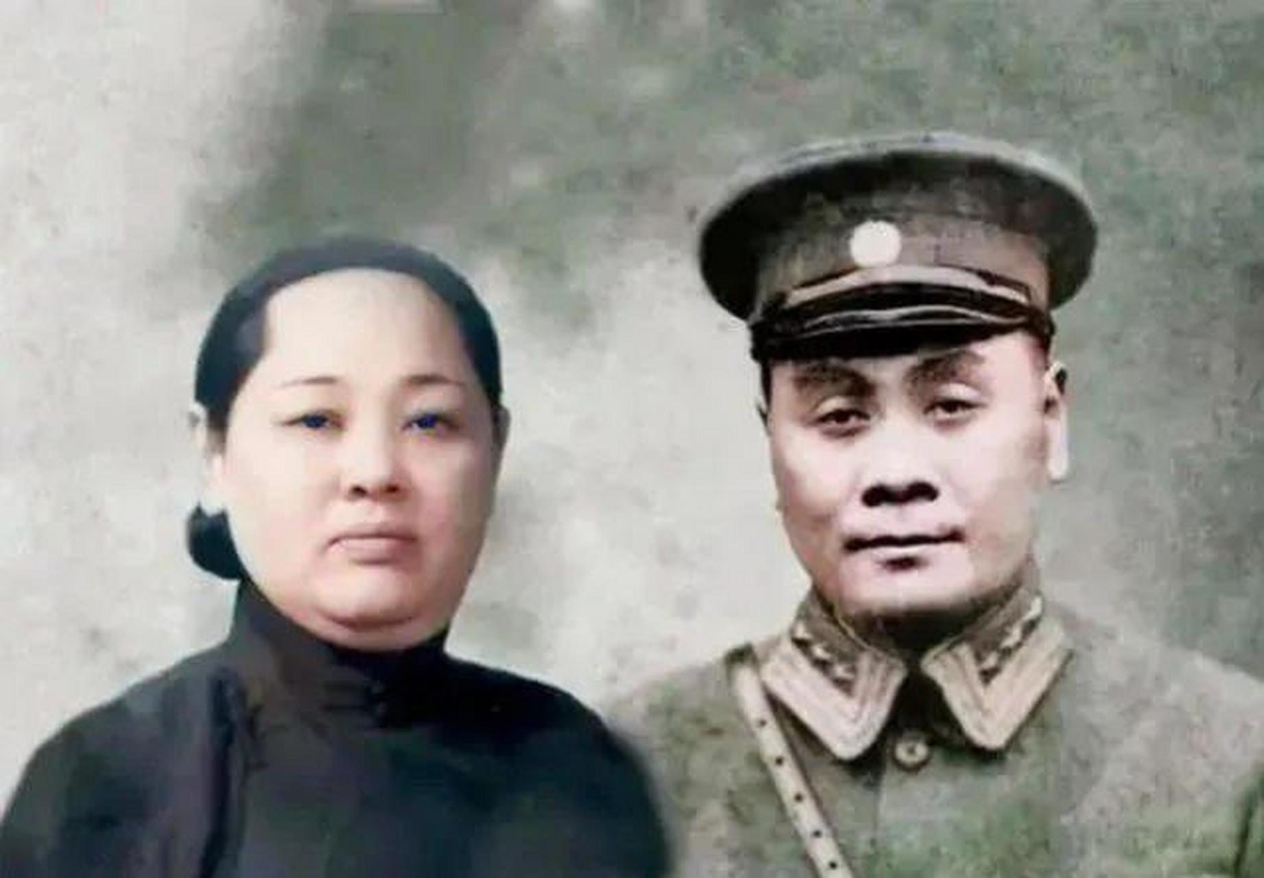 刘湘的夫人花巨资办了一所中学,刘湘的儿子也在该校读书.