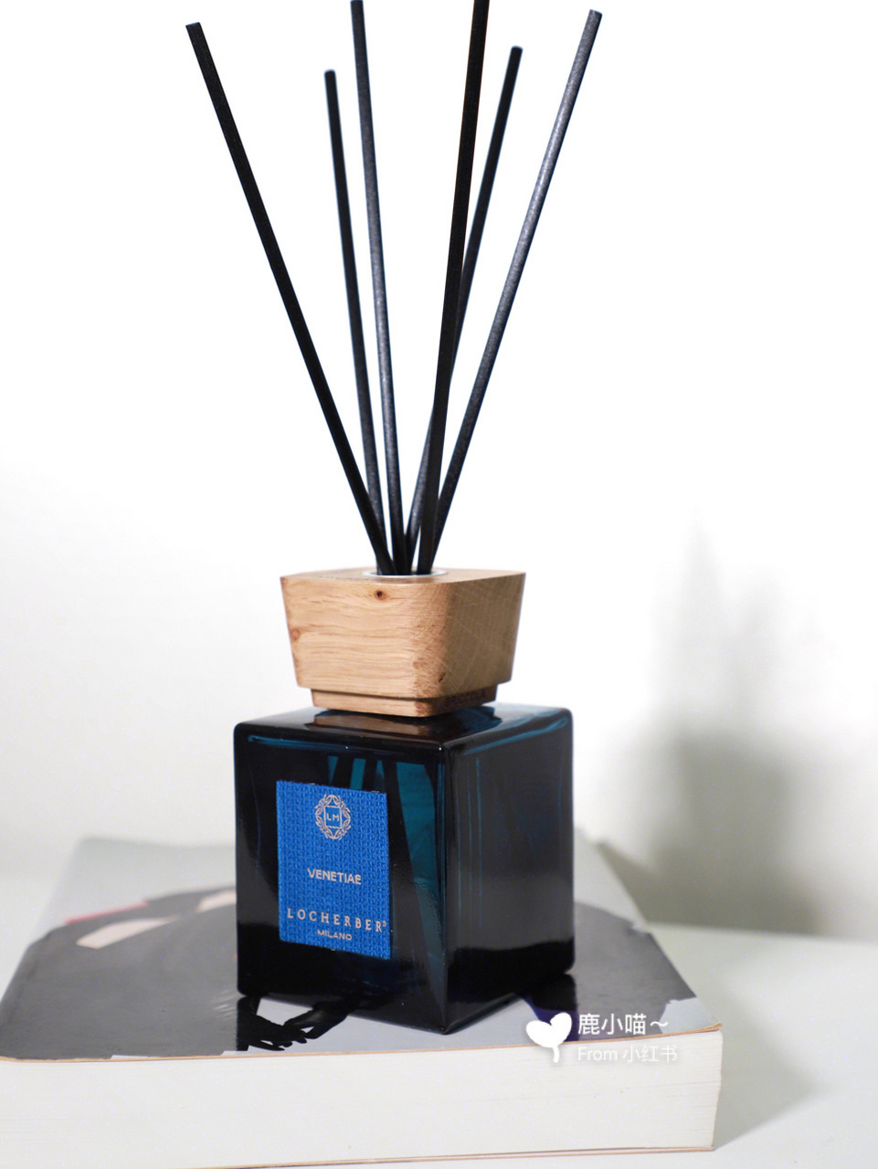 95ysl 鸦片香水 "甜若爱情,苦若生命,黑若死亡" 刚喷完,男票就忍不