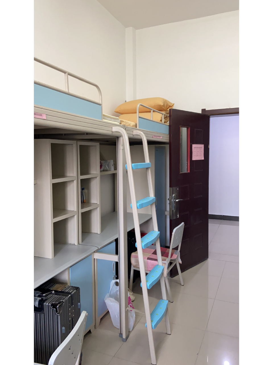 鞍山职业技术学院 欢迎报考 马上报名单招了 学姐也是从你们这时候