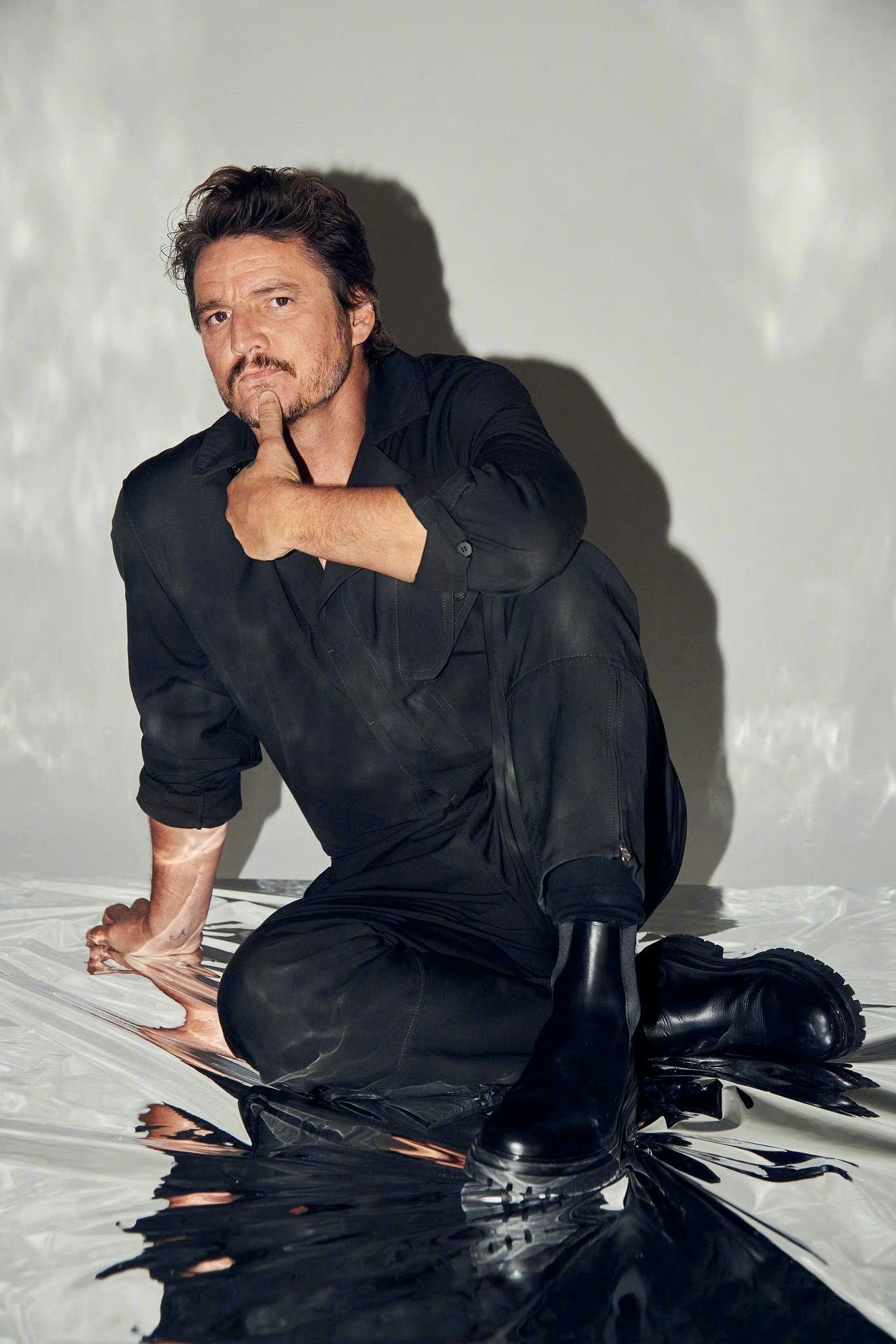 佩德罗·帕斯卡将出演新线恐怖新片《武器》(weapons,暂译).