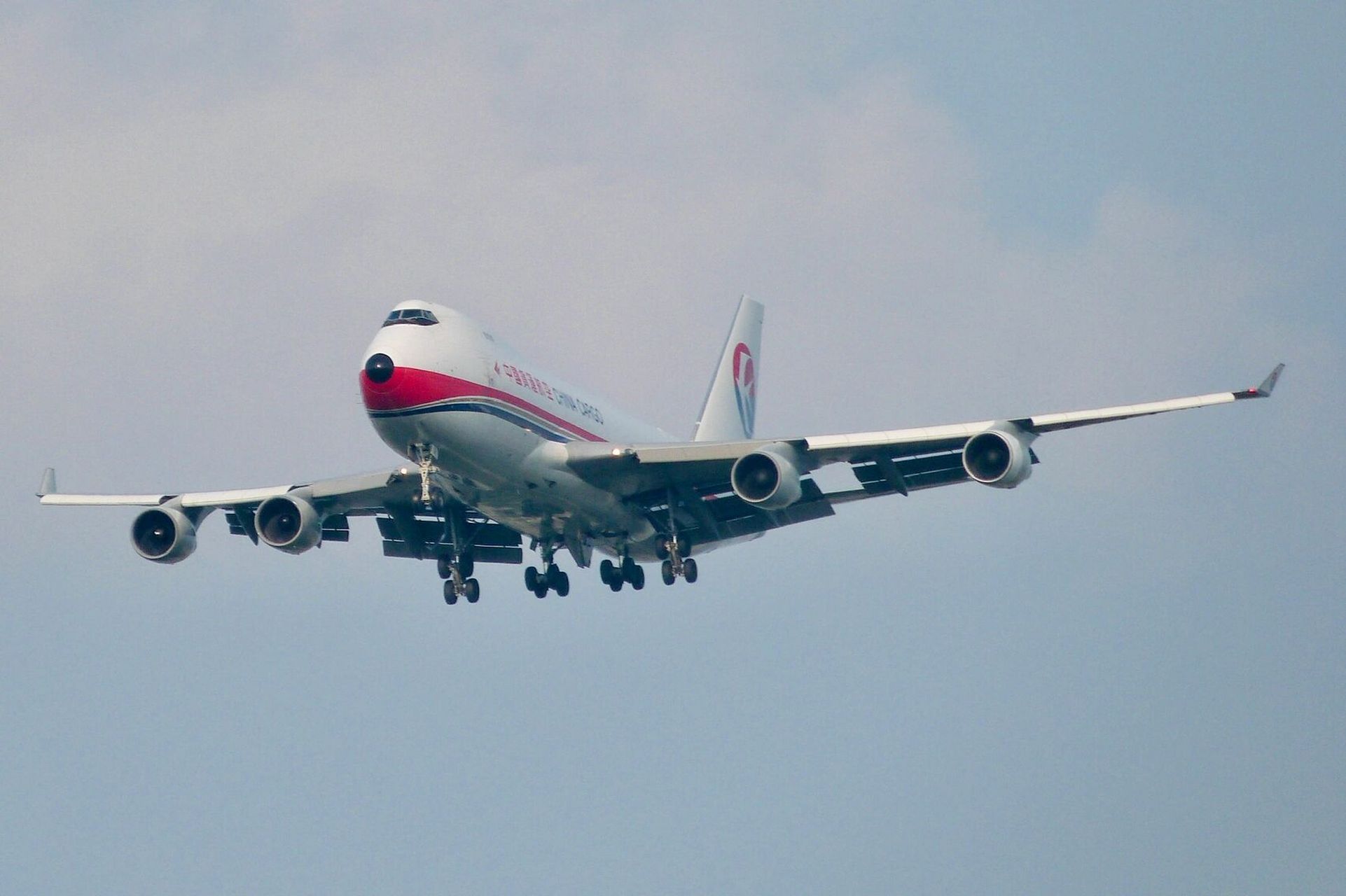 五六年前在芝加哥碰到了中国货运航空(cargo king)的波音747-400f,b