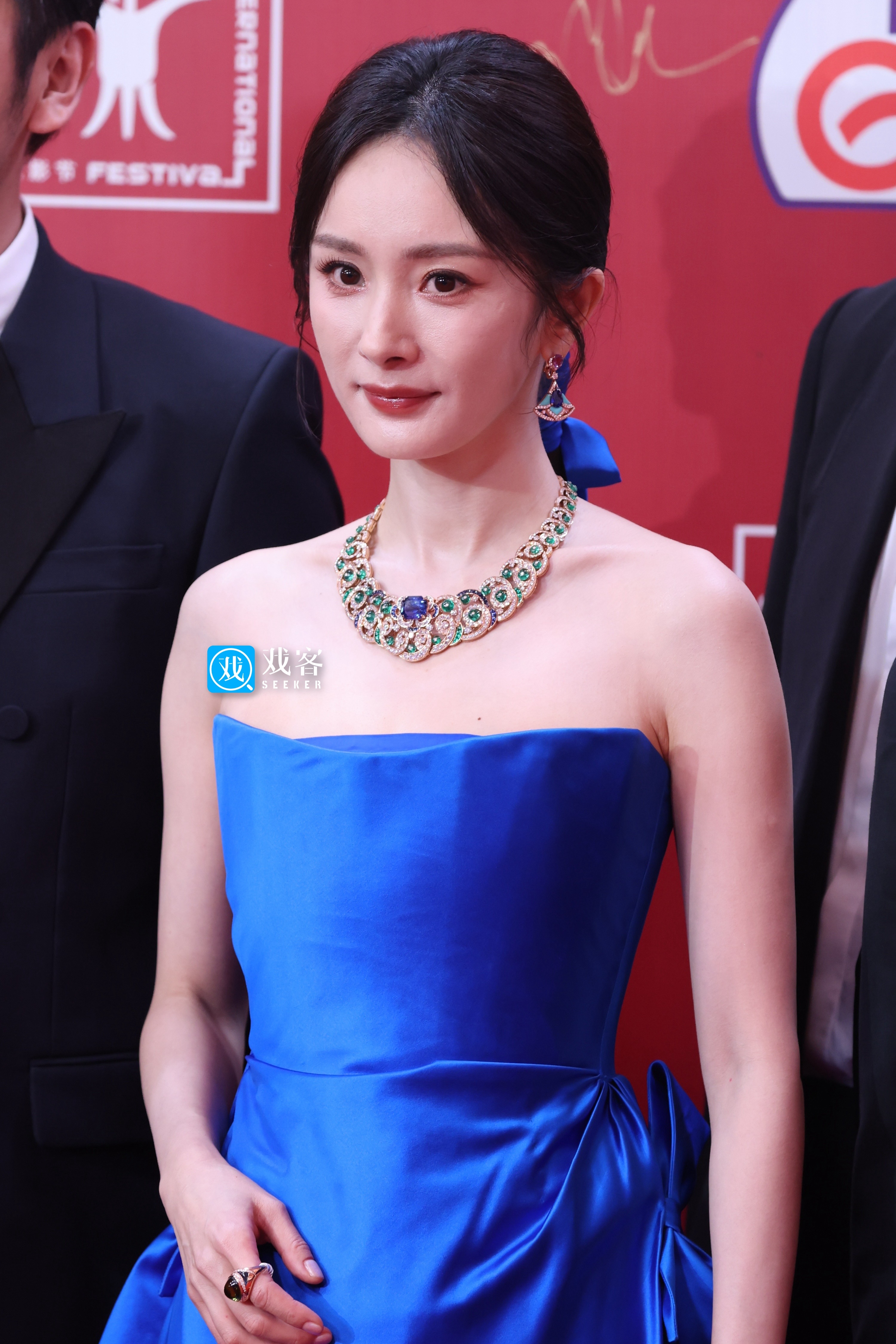 #杨幂上影节红毯状态# 杨幂#上影节红毯# 生图才发现幂幂