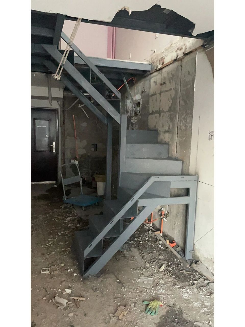 钢结构楼梯搭建完工啦(附攻略) 坐标北京,装修小白,听设计师 小红书