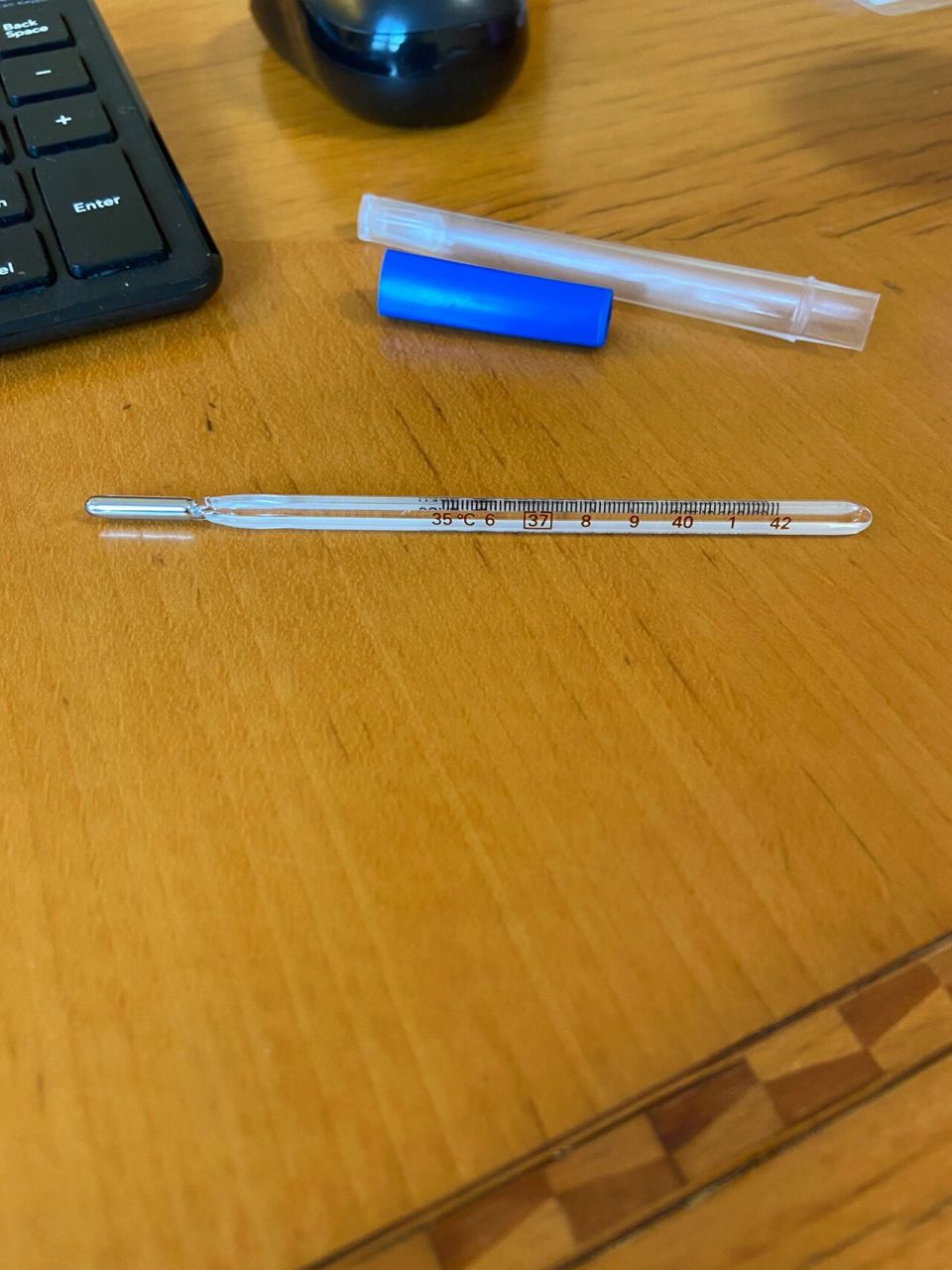 这个水银体温计真的是难到我了 以下是百度的使用方法: 水银温度计是