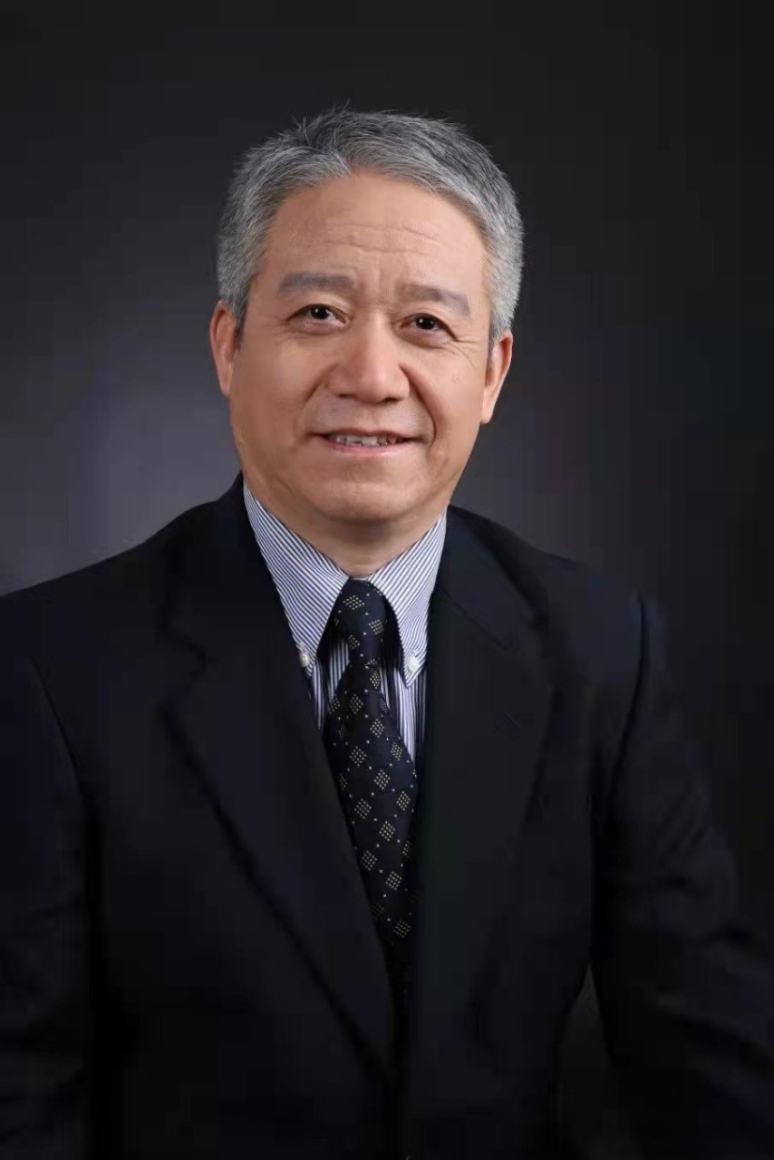 胡跃林,北京大学第三医院运动医学科主任医师,又被称为"胡一刀"