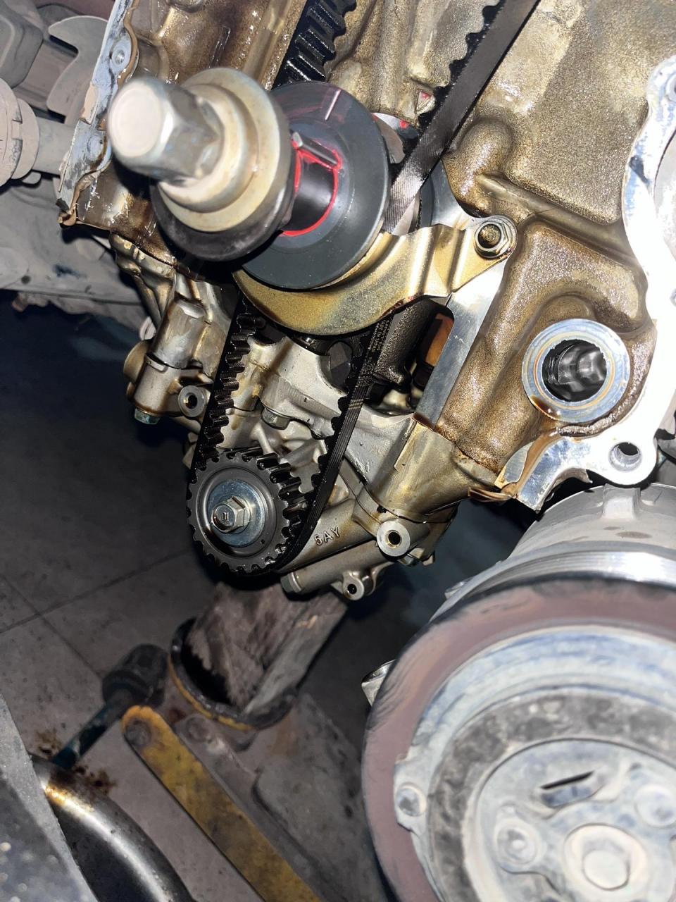 0t本田思域换正时皮带.