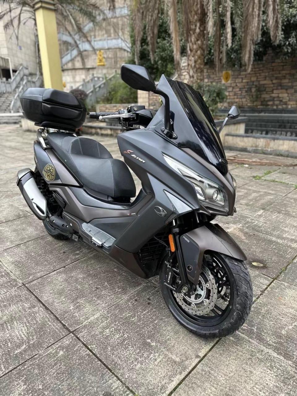 最新拿下一台光阳s400,20年2.