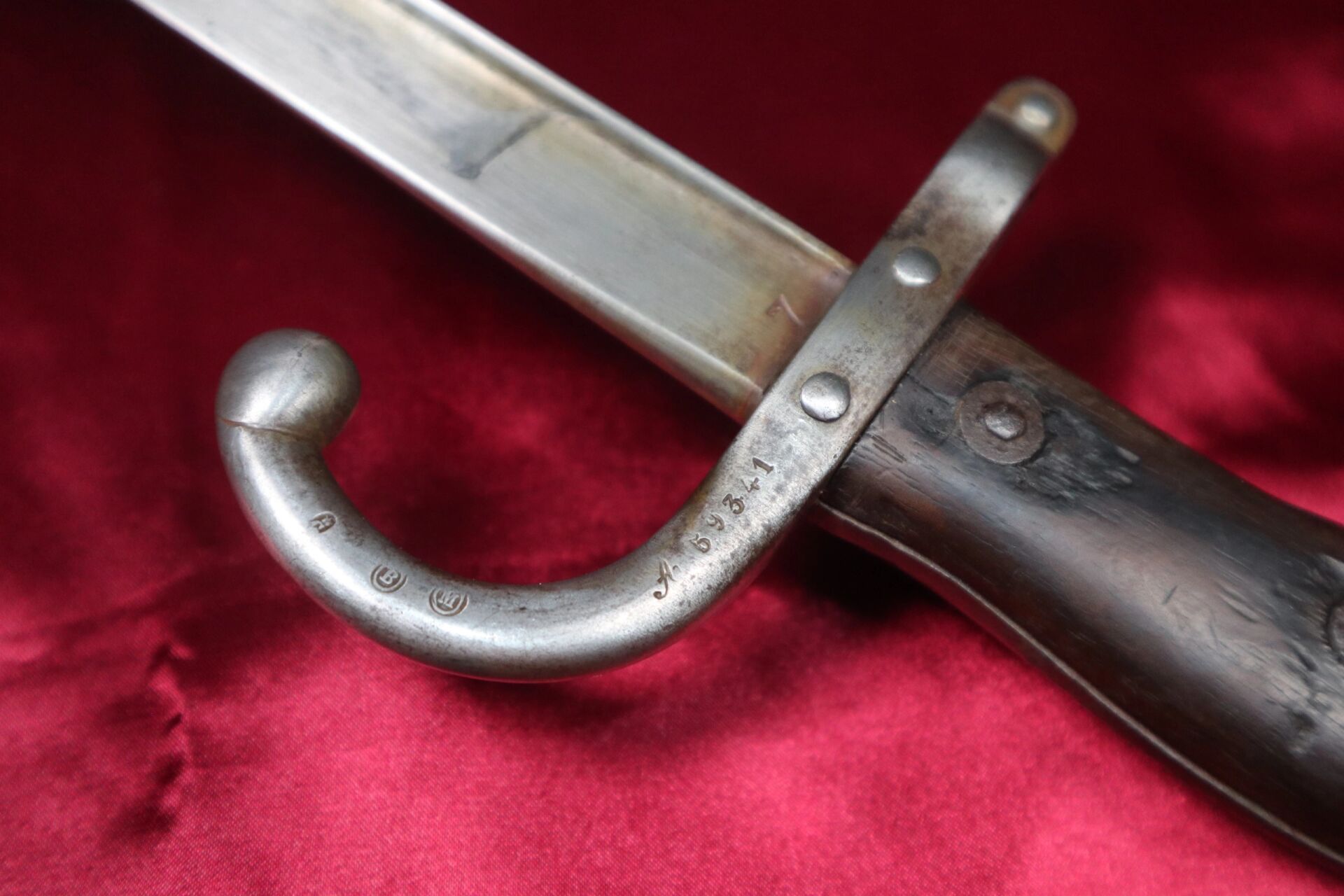 古董欣赏法国 一战 1874式格拉斯刺刀 法国1874式刺刀 生产用来替换