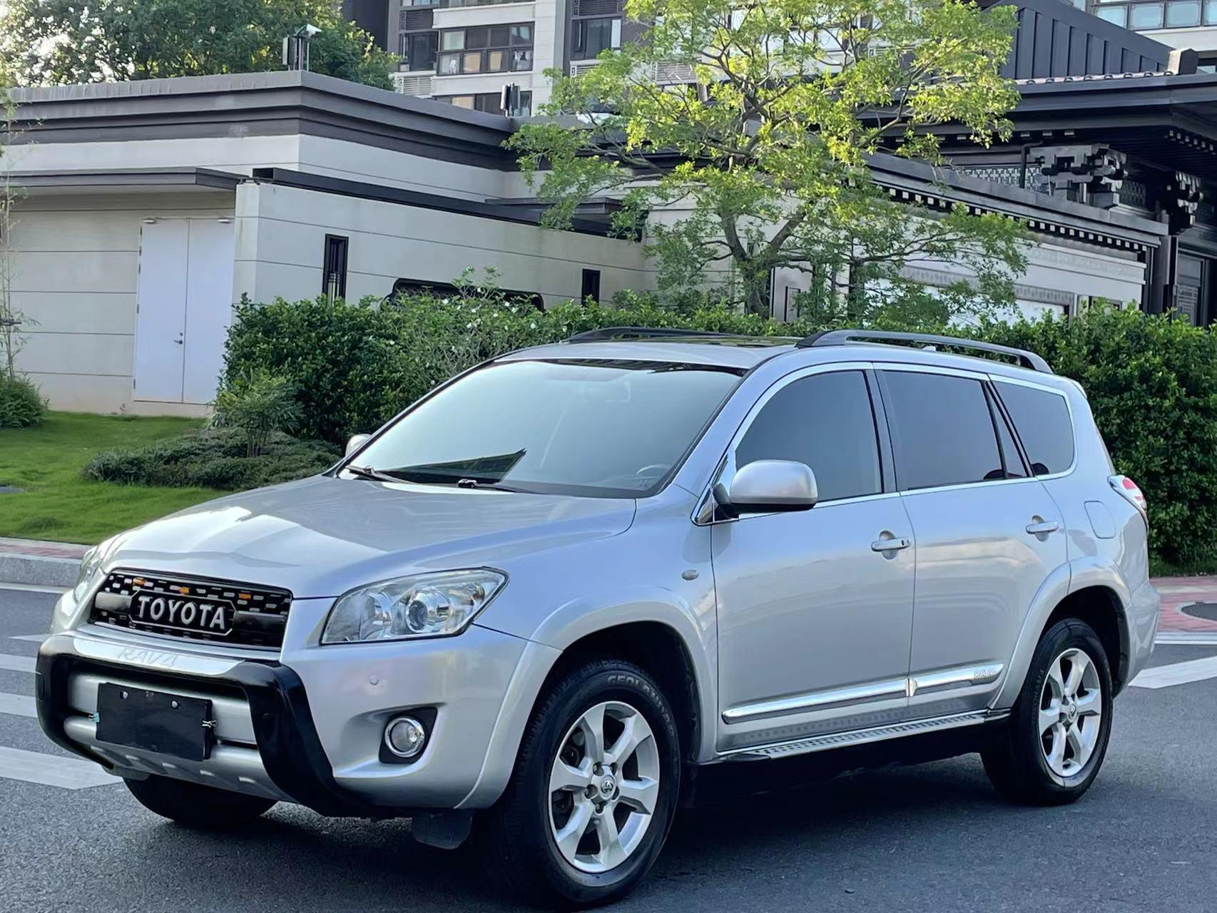 09年11月丰田rav4小公主 2