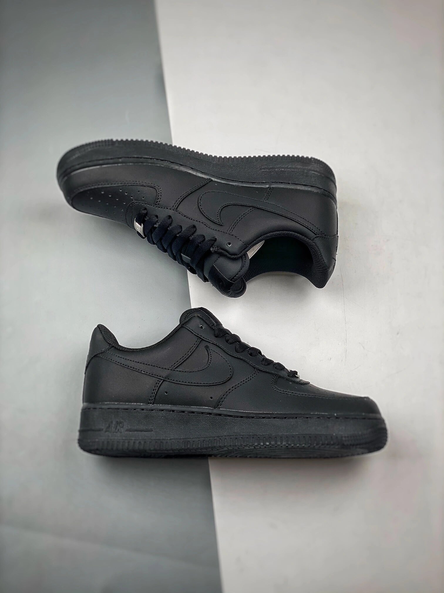 nike air force 1 low 黑武士