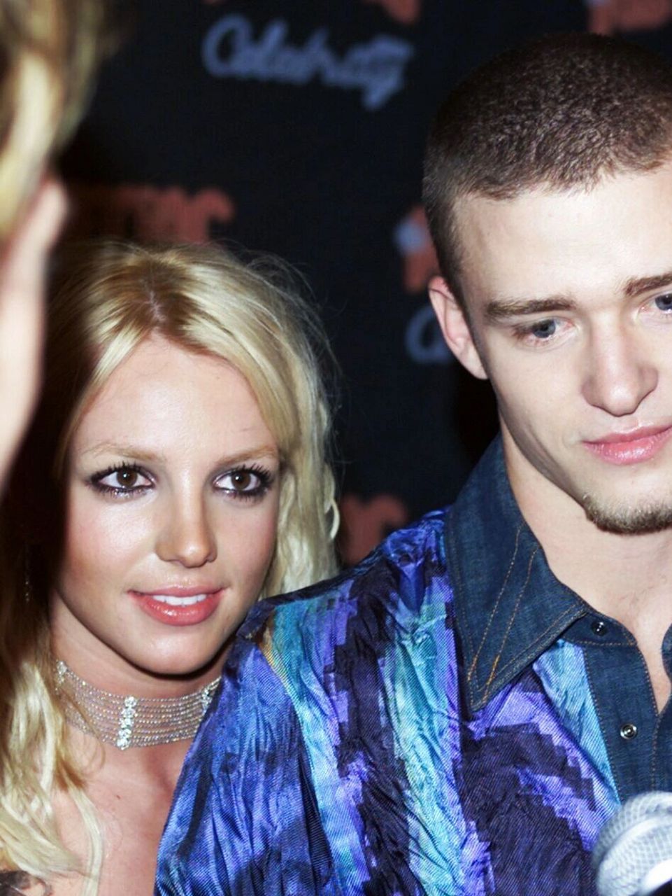 颜值巅峰时期的小甜甜布兰妮和贾斯汀 当年布兰妮看他,眼神都是深情款