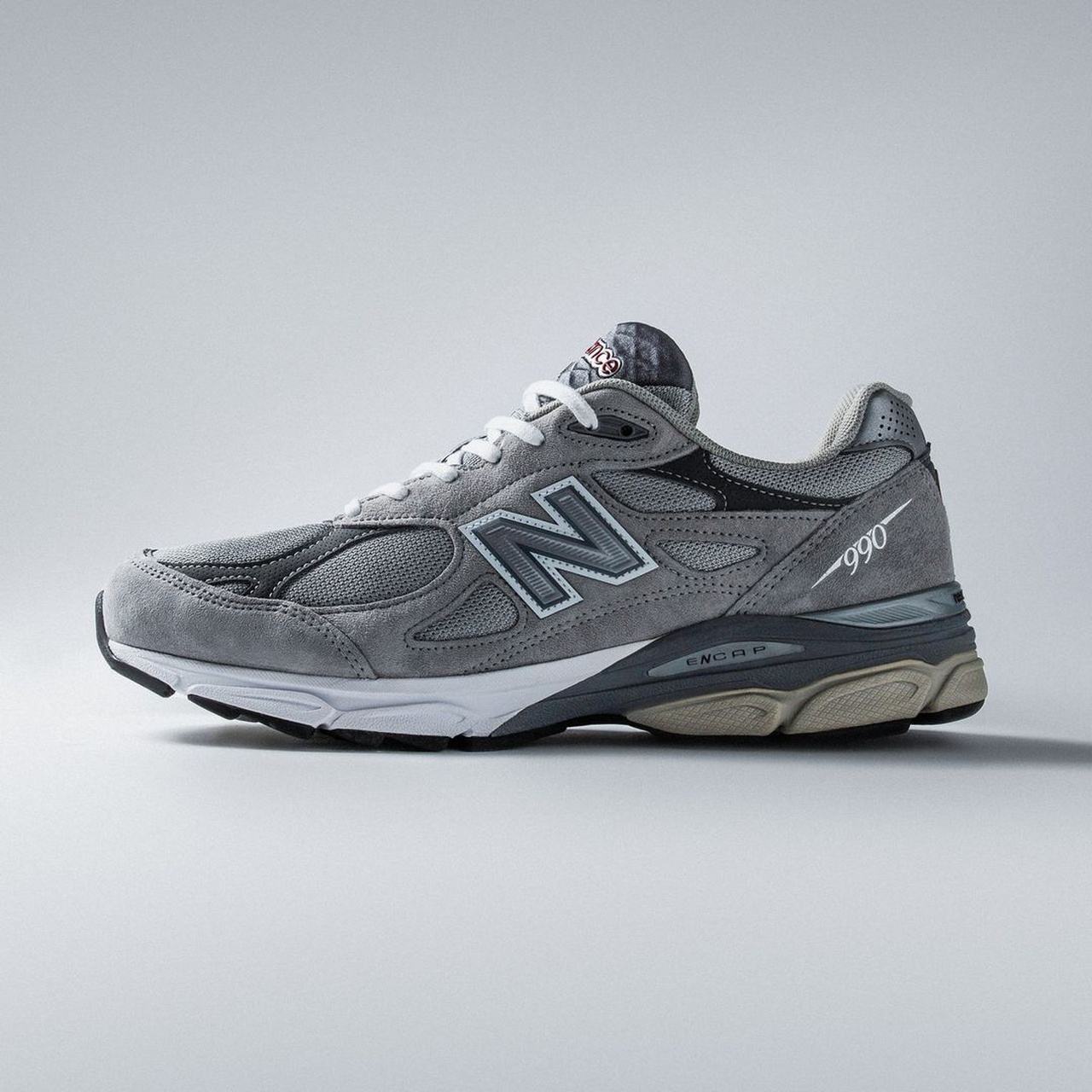 990v3 or 990v6 该怎么选 ? 快来救我! 纠结了!