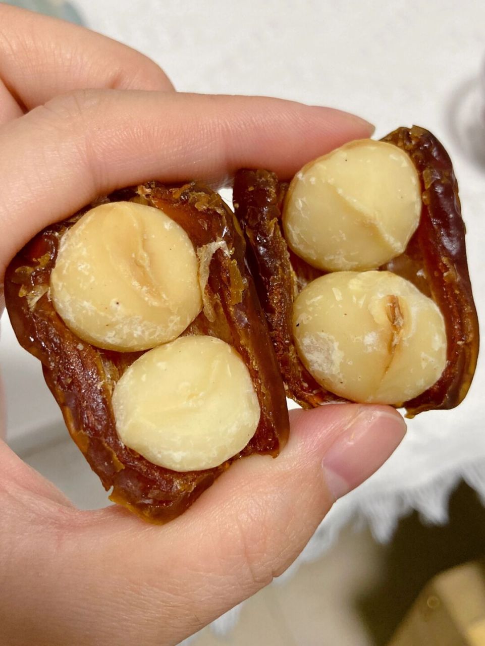 这又整出来椰枣77夏威夷果了?