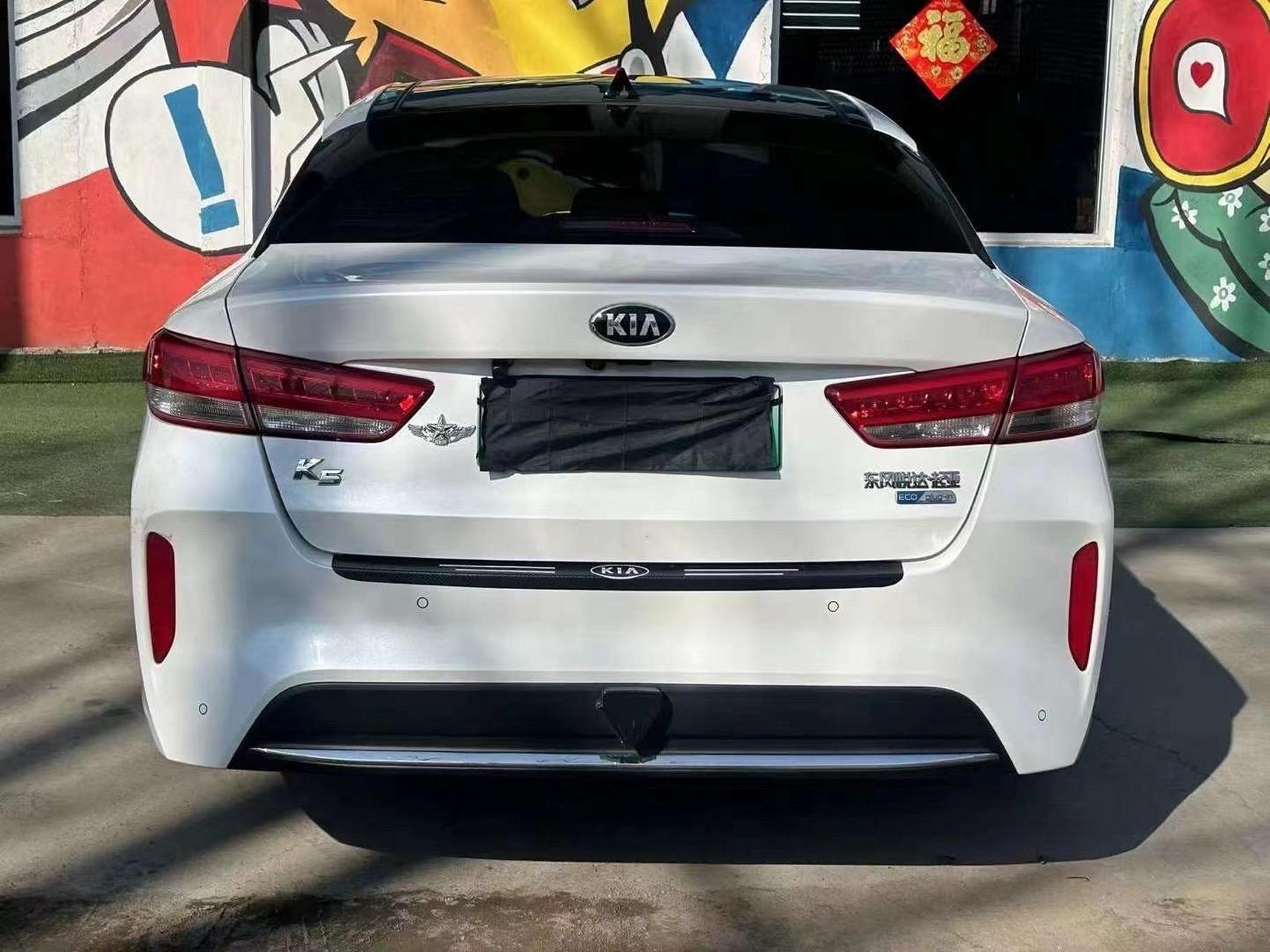 3万19年起亚k5新能源 2.