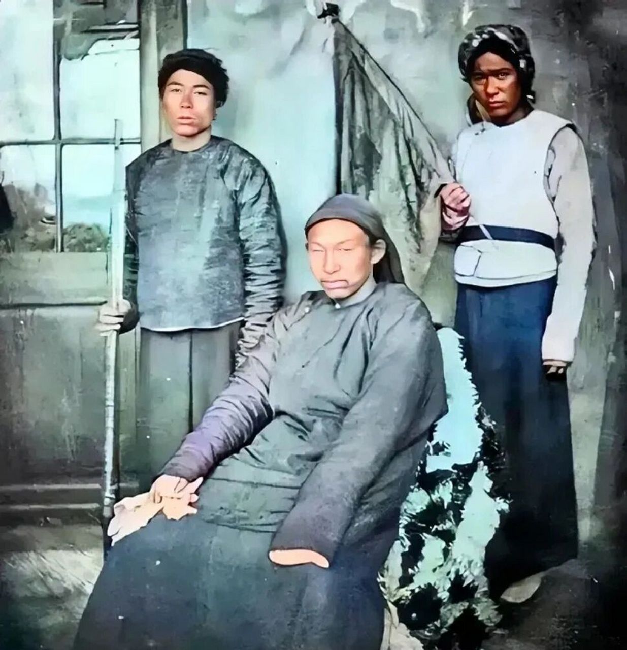 太平天国戴王黄呈忠的照片,眼神里的肃杀之气让人不寒而栗.