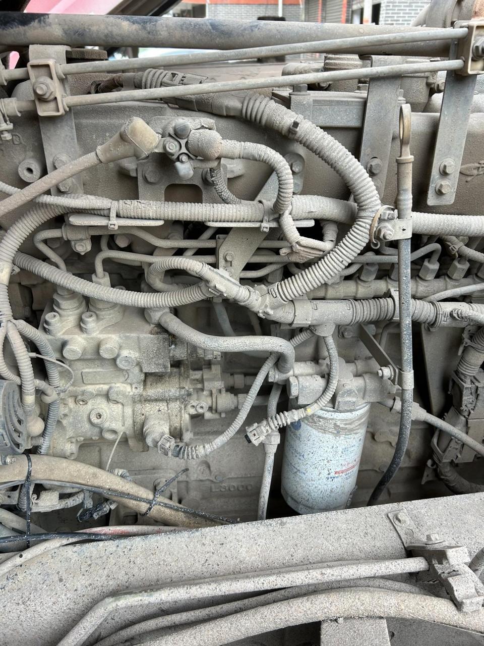 燃油计量单元又称为进油计量单元比例阀,安装在高压油泵进油侧.