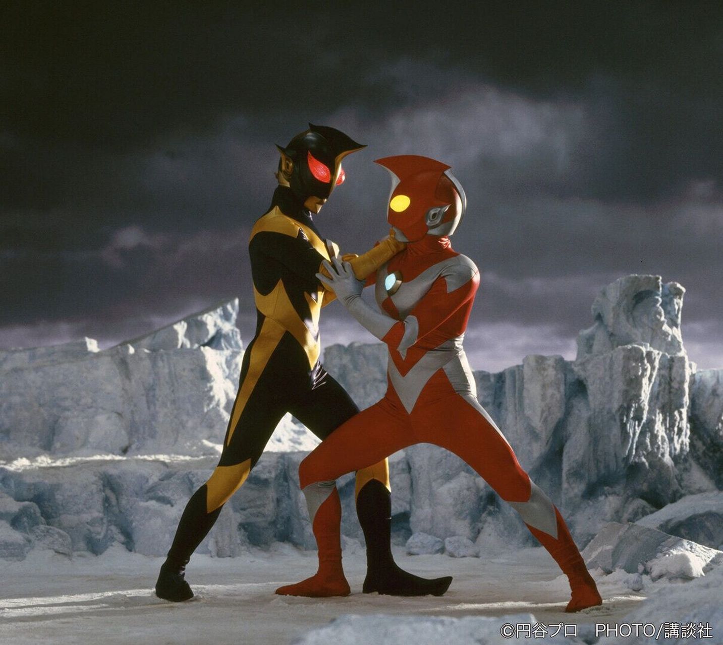 4月12日,哉阿斯奥特曼vs夏德奥特曼 『哉阿斯奥特曼2 超人大战99光