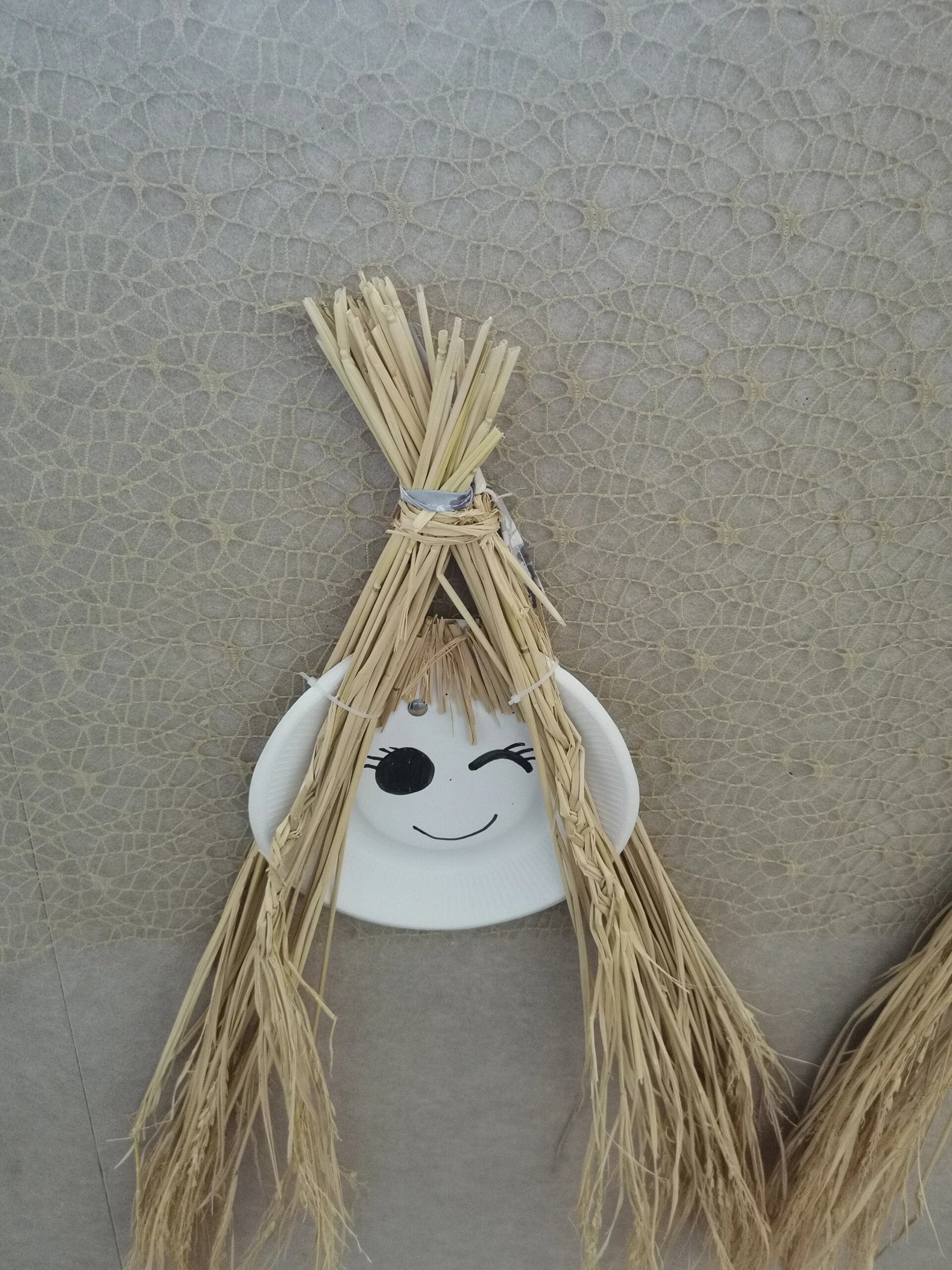 百变稻草活动设计 小班稻草编织活动设计 小班稻草编织活动设计可以是