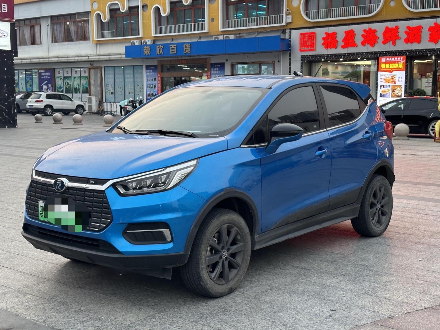 最新推荐  比亚迪元ev535,深圳一手2万公里 车况大精品地库长大