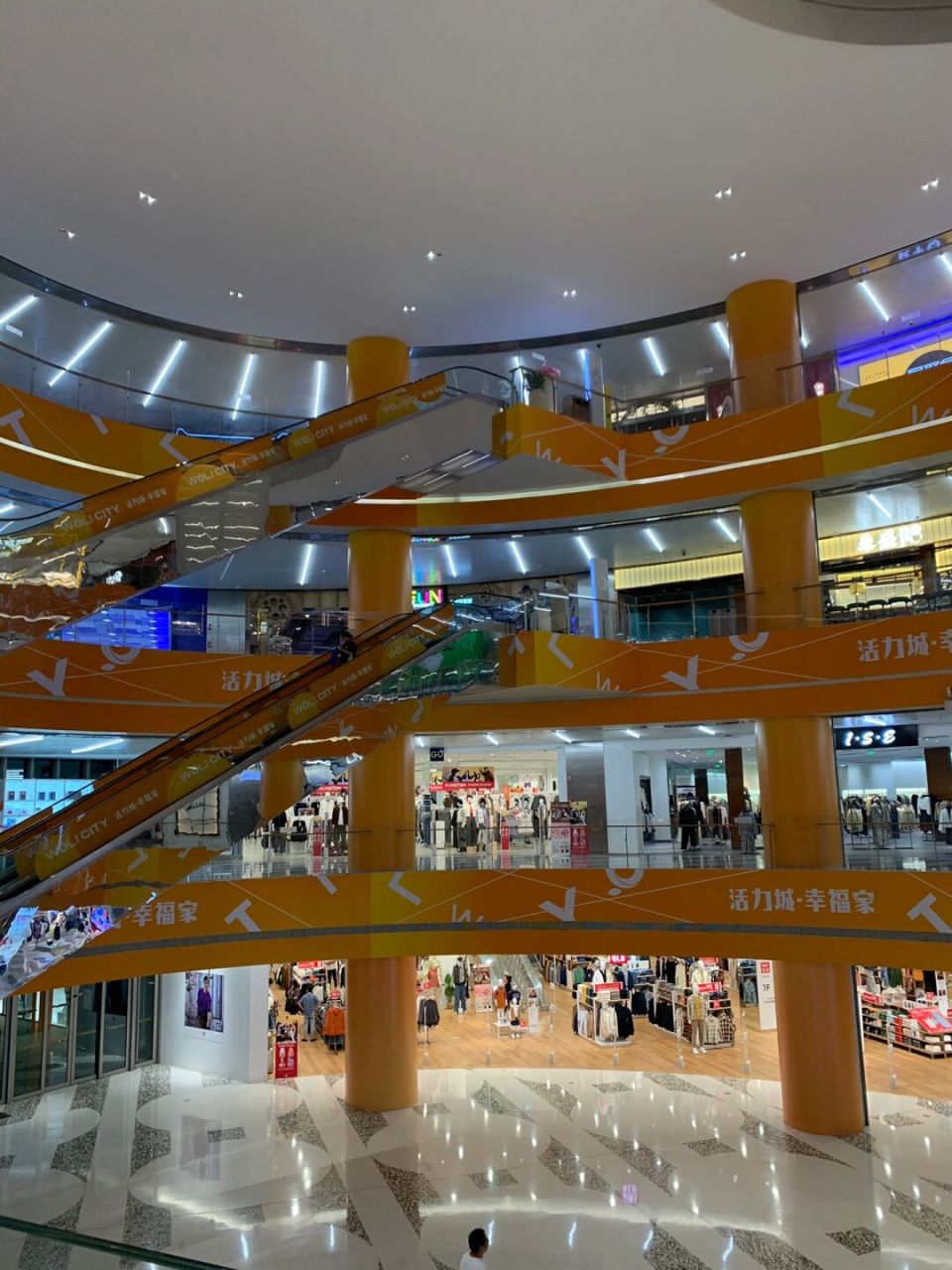 沪南路2226号复地活力城2楼服务台 10.