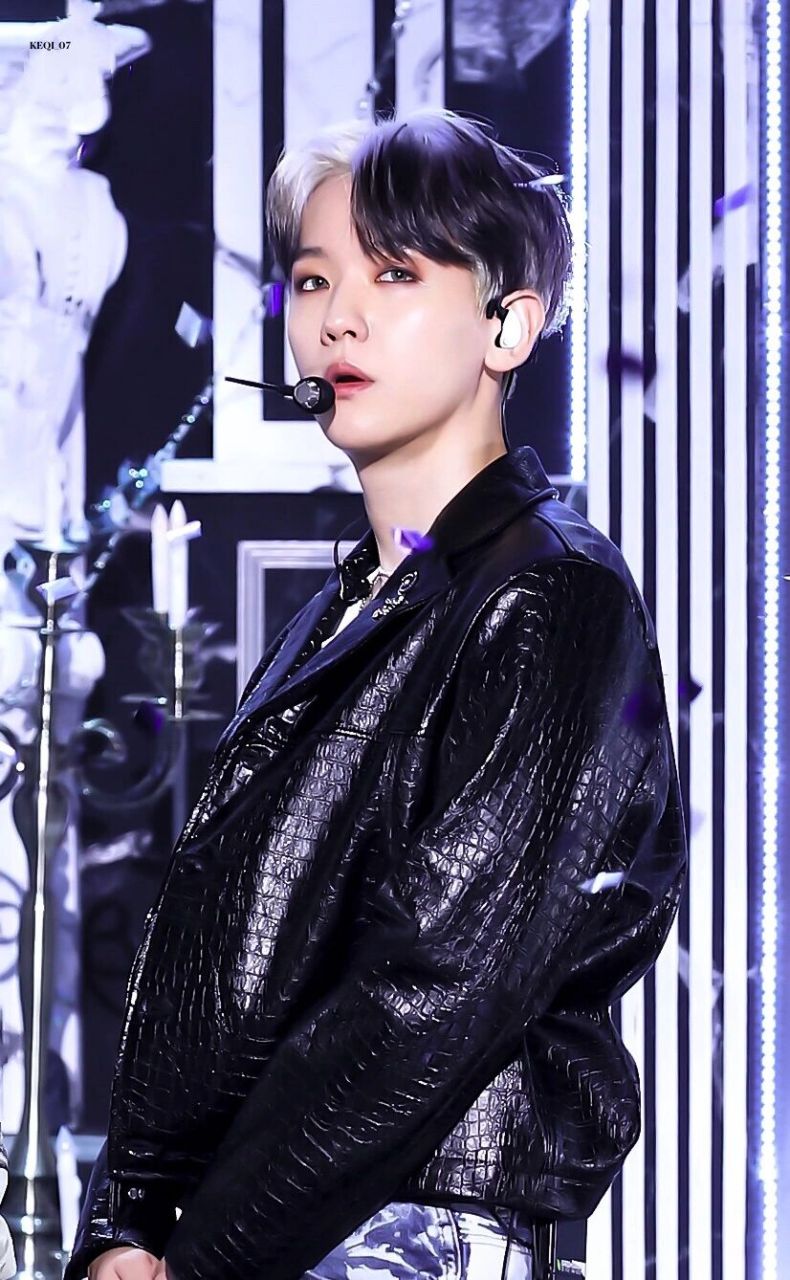 边伯贤绝美壁纸图 天神