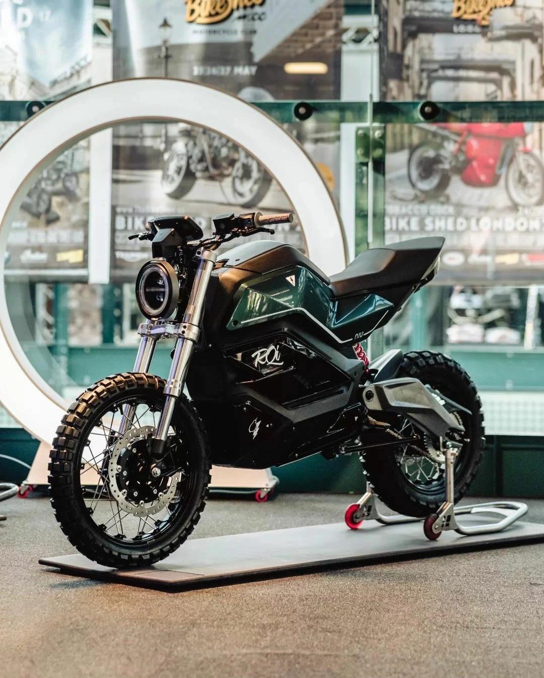 小牛 全新的rqi 2020年发布的小牛首款跨骑rqi距离现在两年了 之前