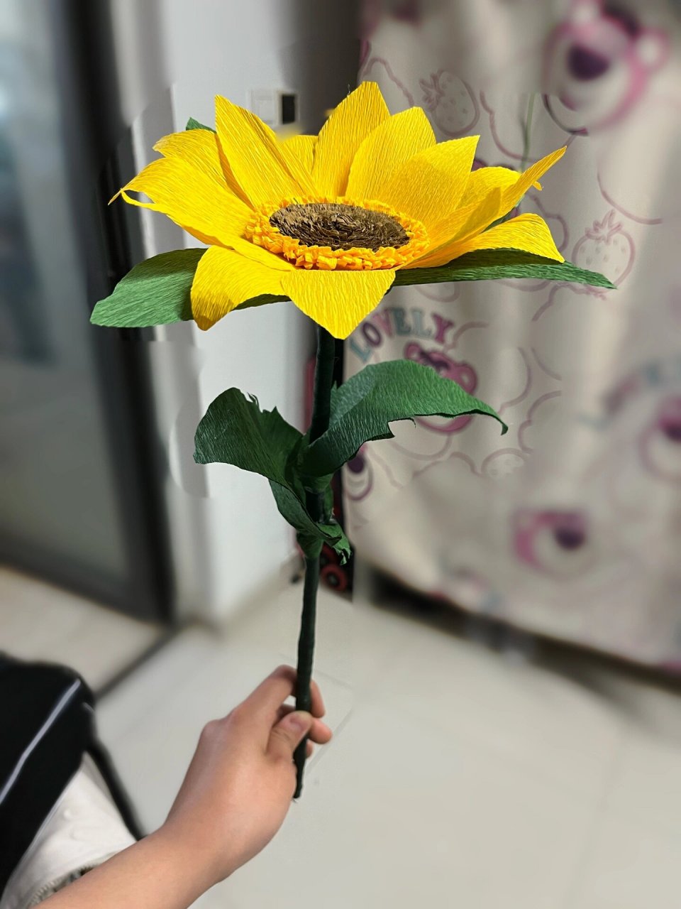 皱纹纸   向日葵好累 玫瑰好美