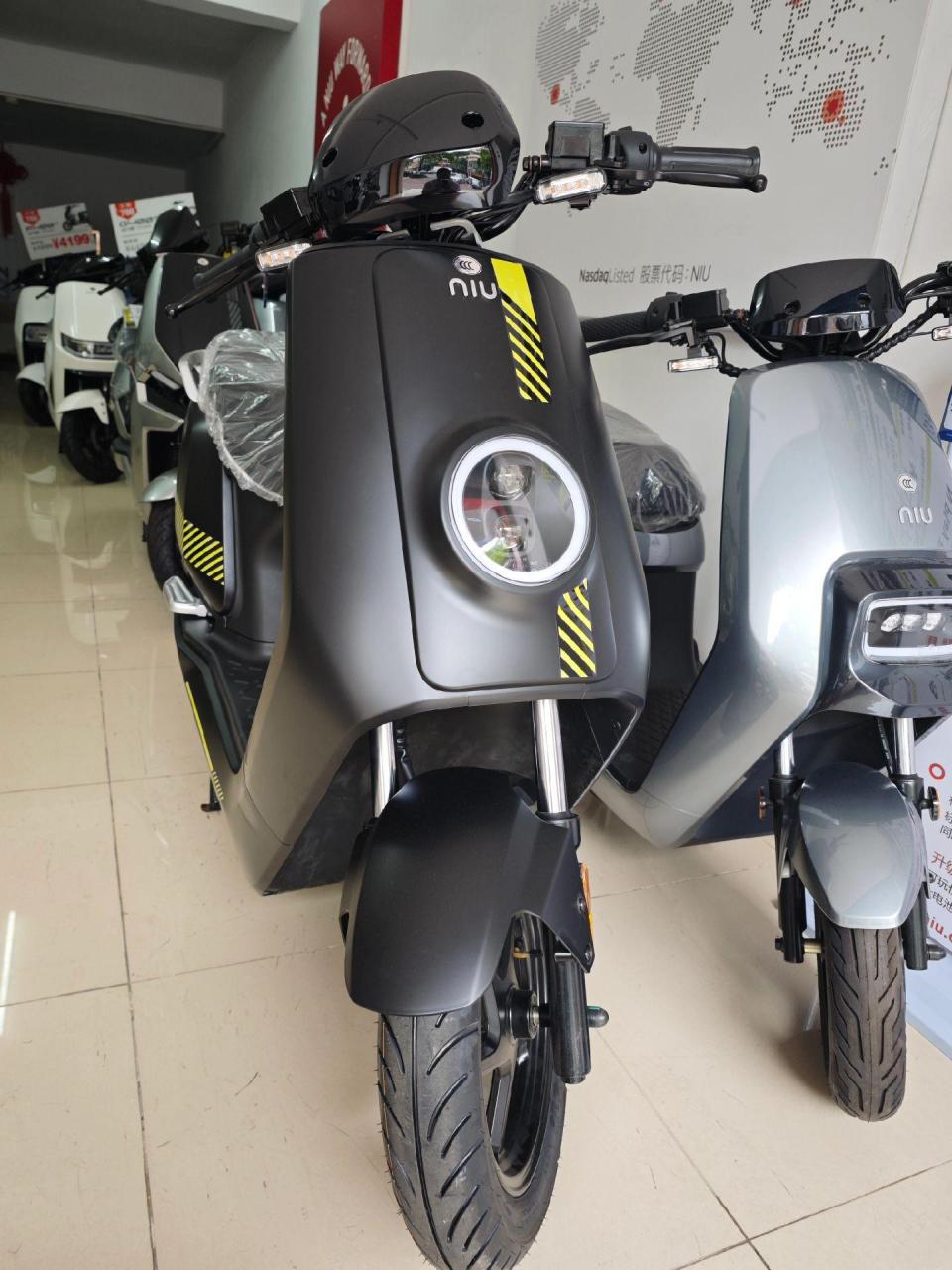 小牛n play 电摩 新款现货 2024小牛n lay一代神车 王者归来!