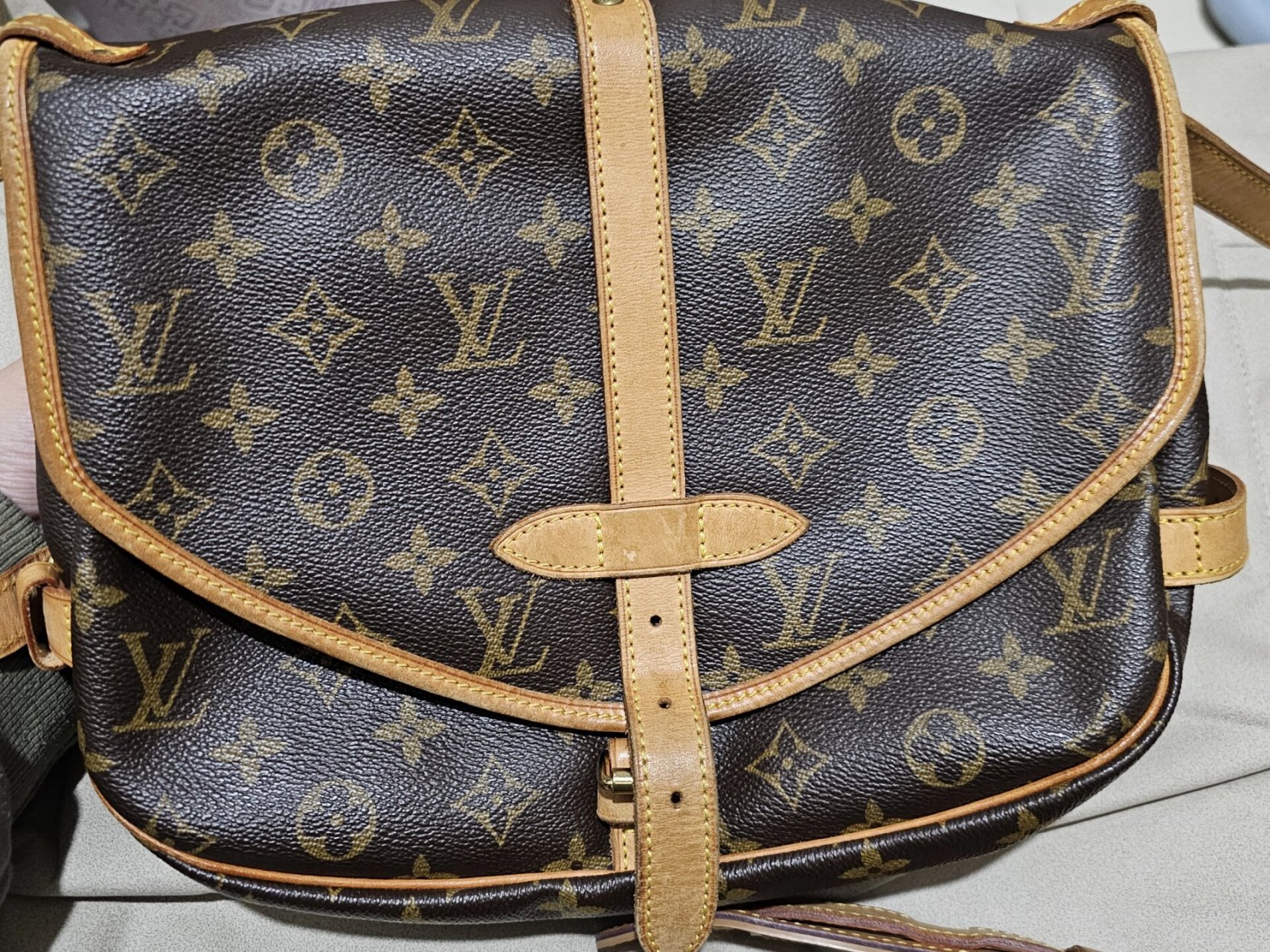 lv双子星求鉴定 在二奢店买了个全原双子星 姐妹们帮忙看看是不是正品