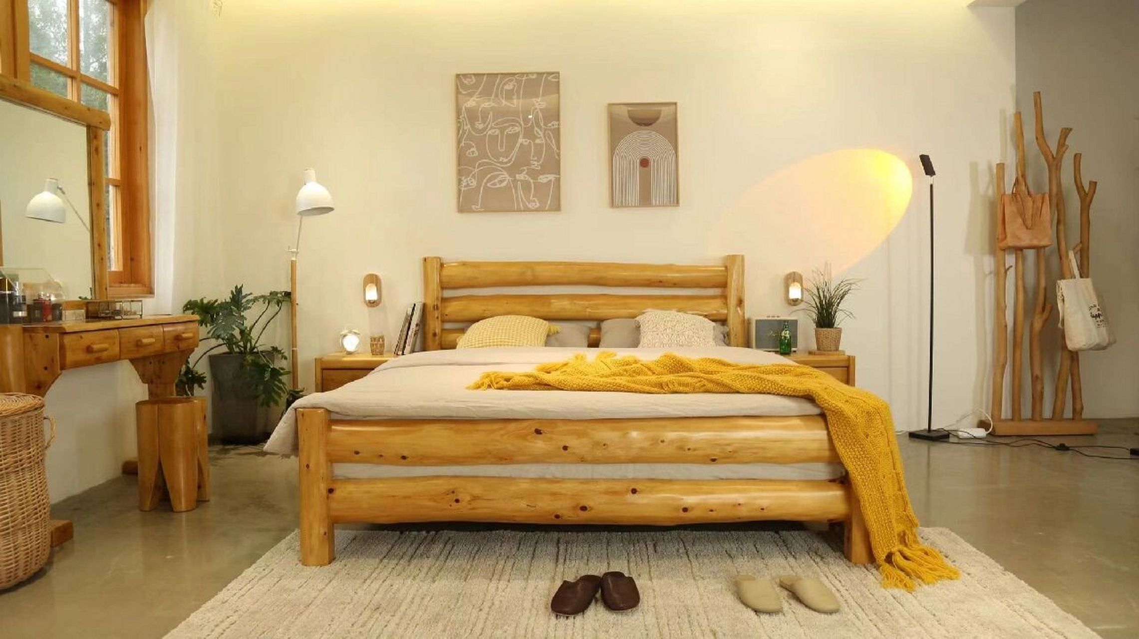 必买日式风原木床 9393晚上躺在一张温馨的小床上,点上一盏微光的