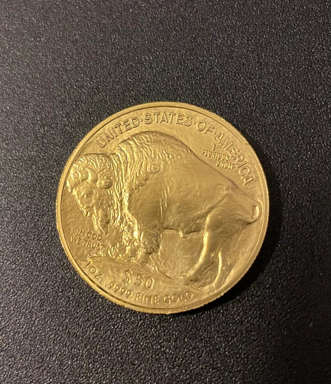 2023年 us mint 水牛金币1oz 由.9999纯金制成,重量为1金衡盎司.