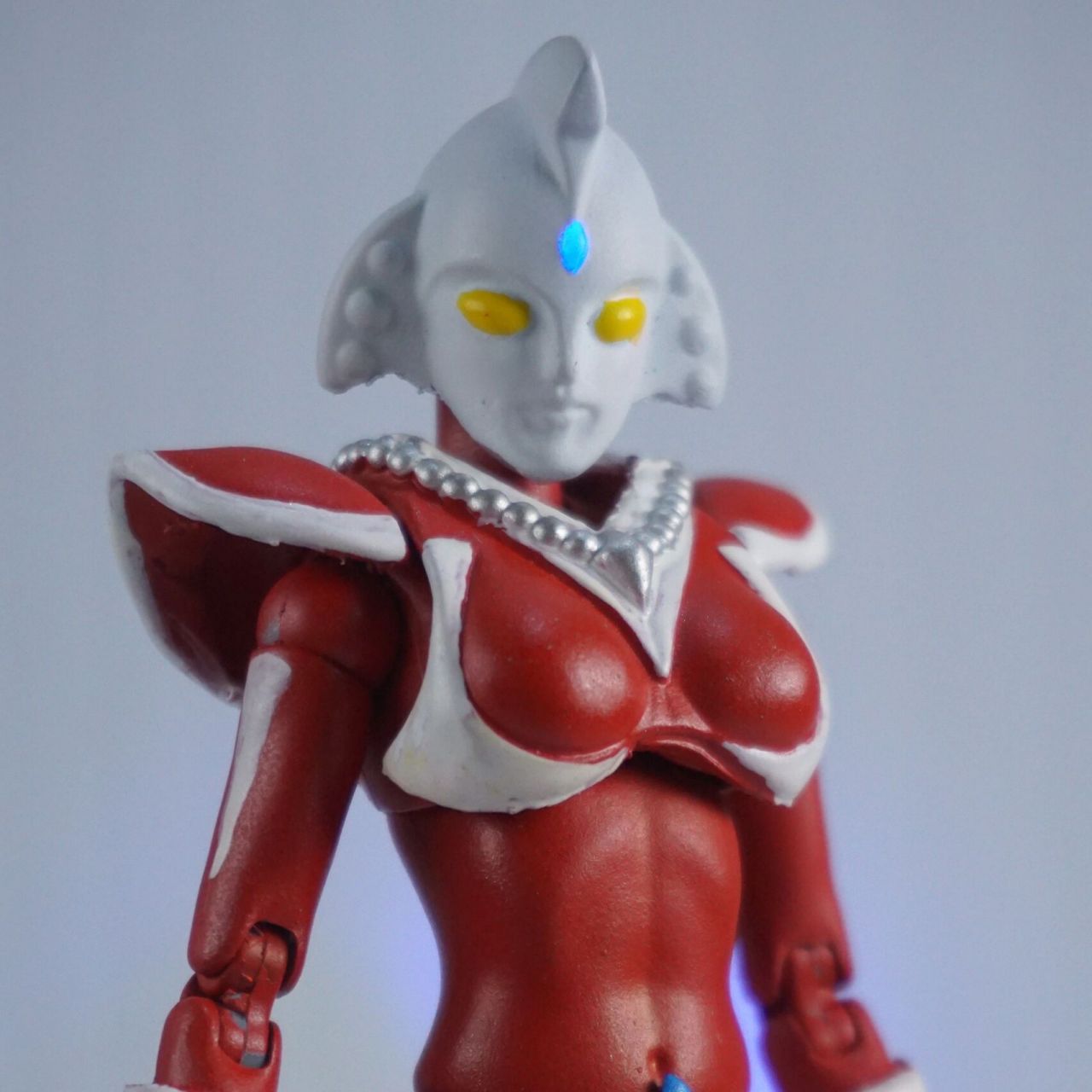 软胶自改贝斯奥特曼 一定要翻到第九张