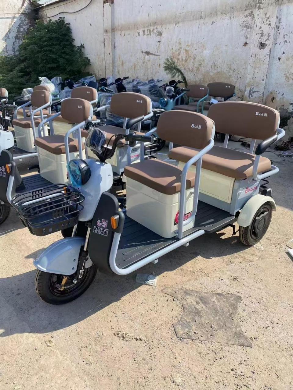 苏杰休闲三轮车.