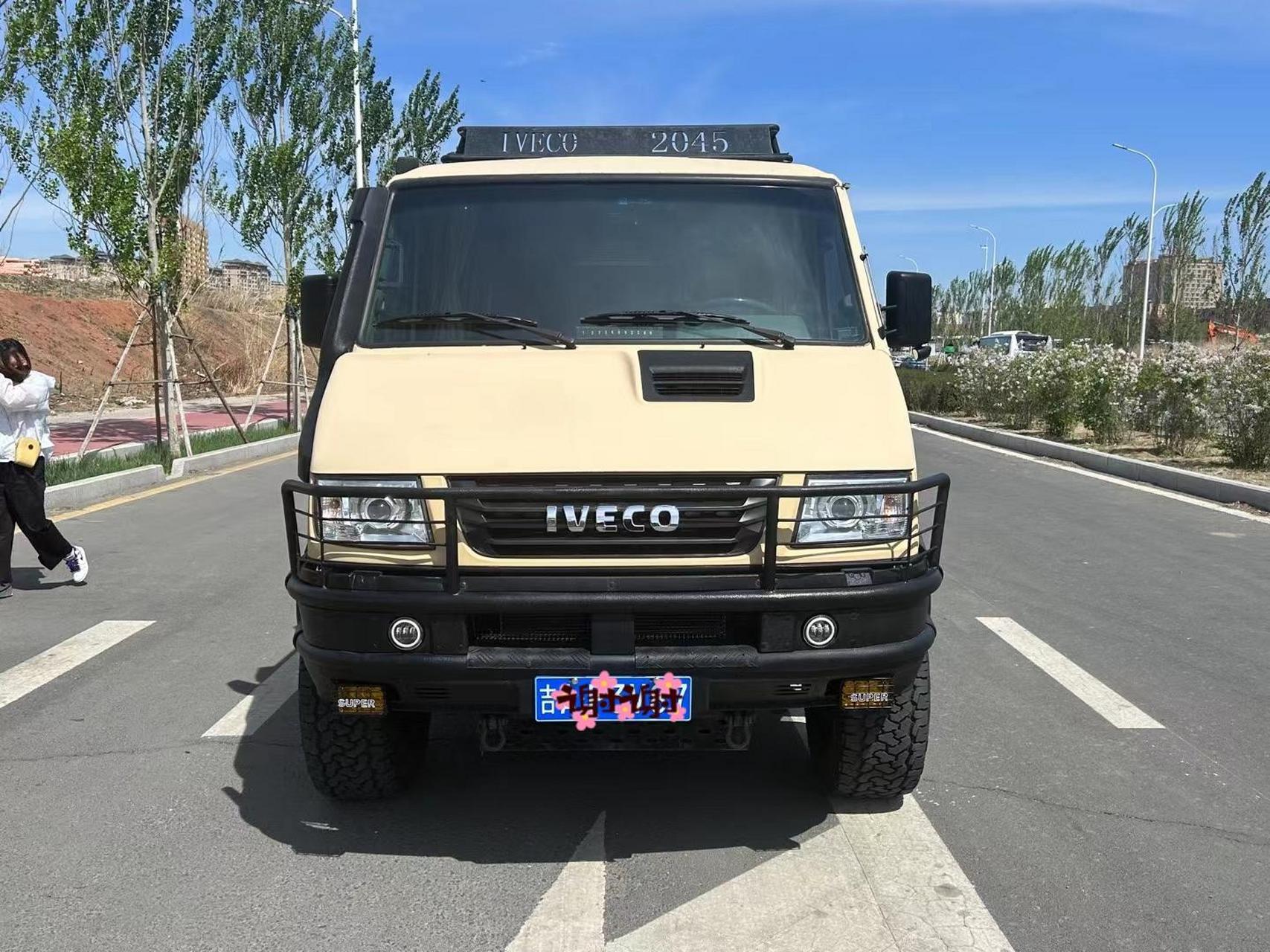 21年军版依维柯,2045,配置加装多,便宜批!