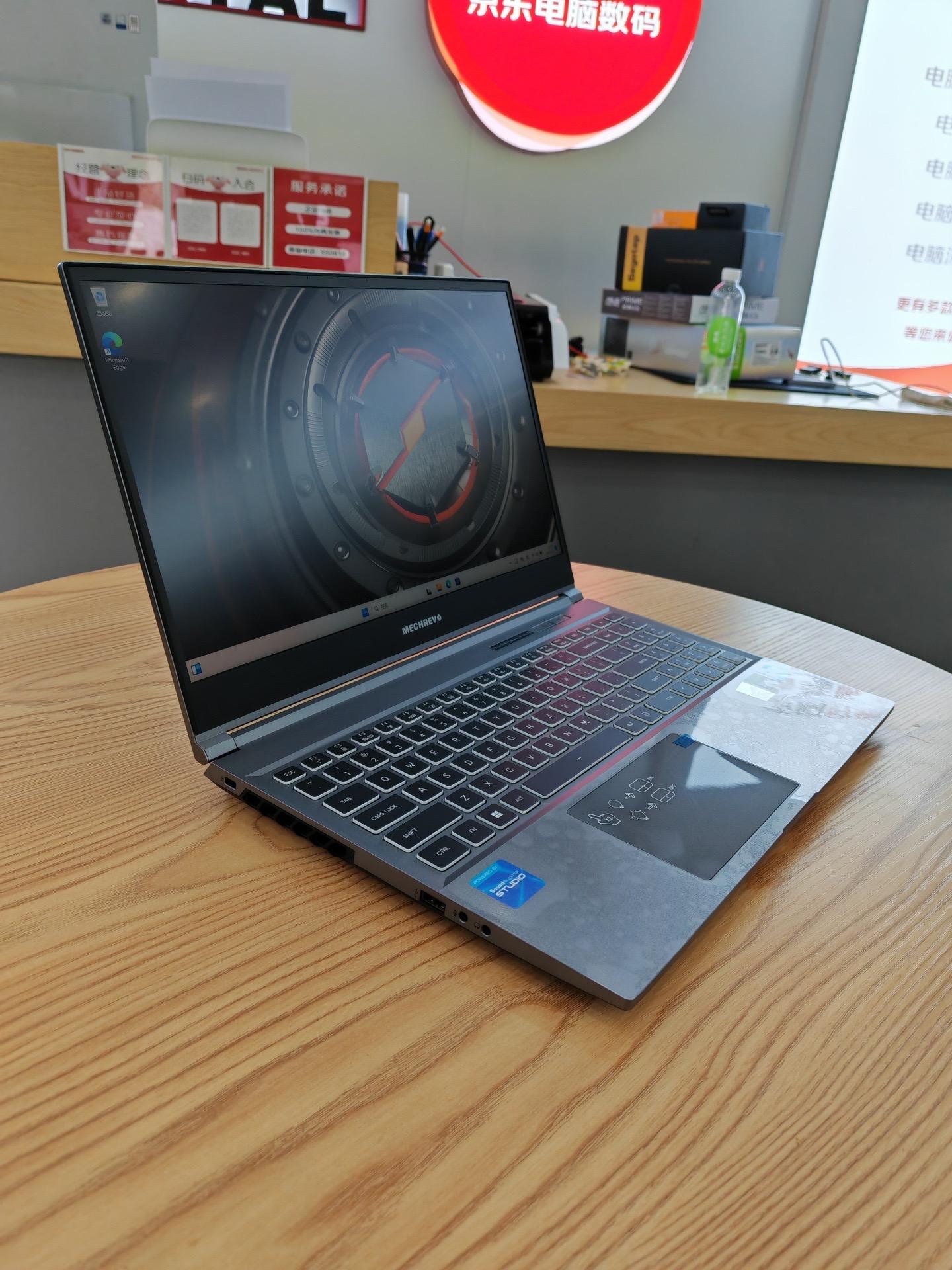 机械革命 极光pro15 i5