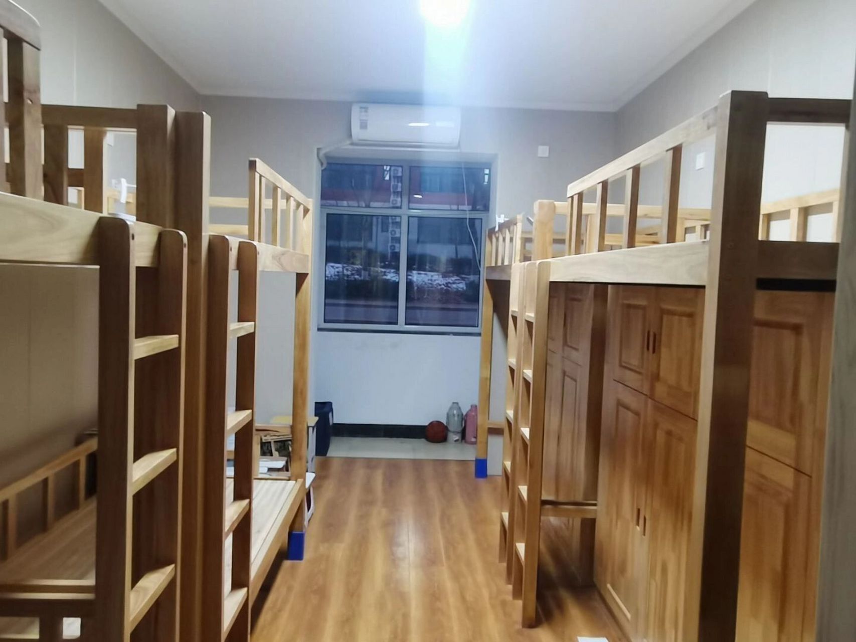 山东职业学院学生宿舍和夜景