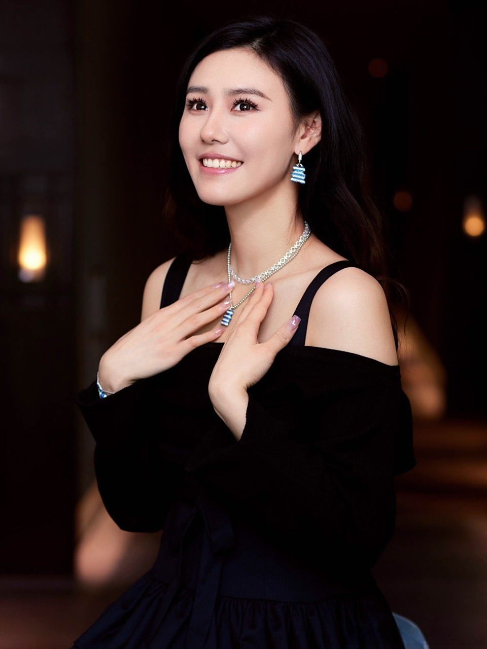 "泳坛女神"94刘湘出席apm yummy派对之夜并分享自己独特的96搭配